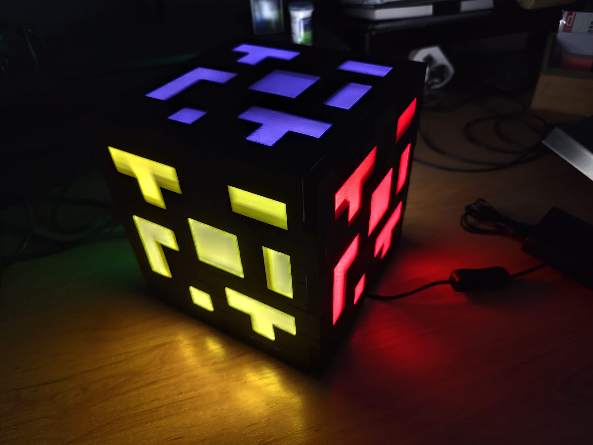 Minecraft (or tetris) lamp