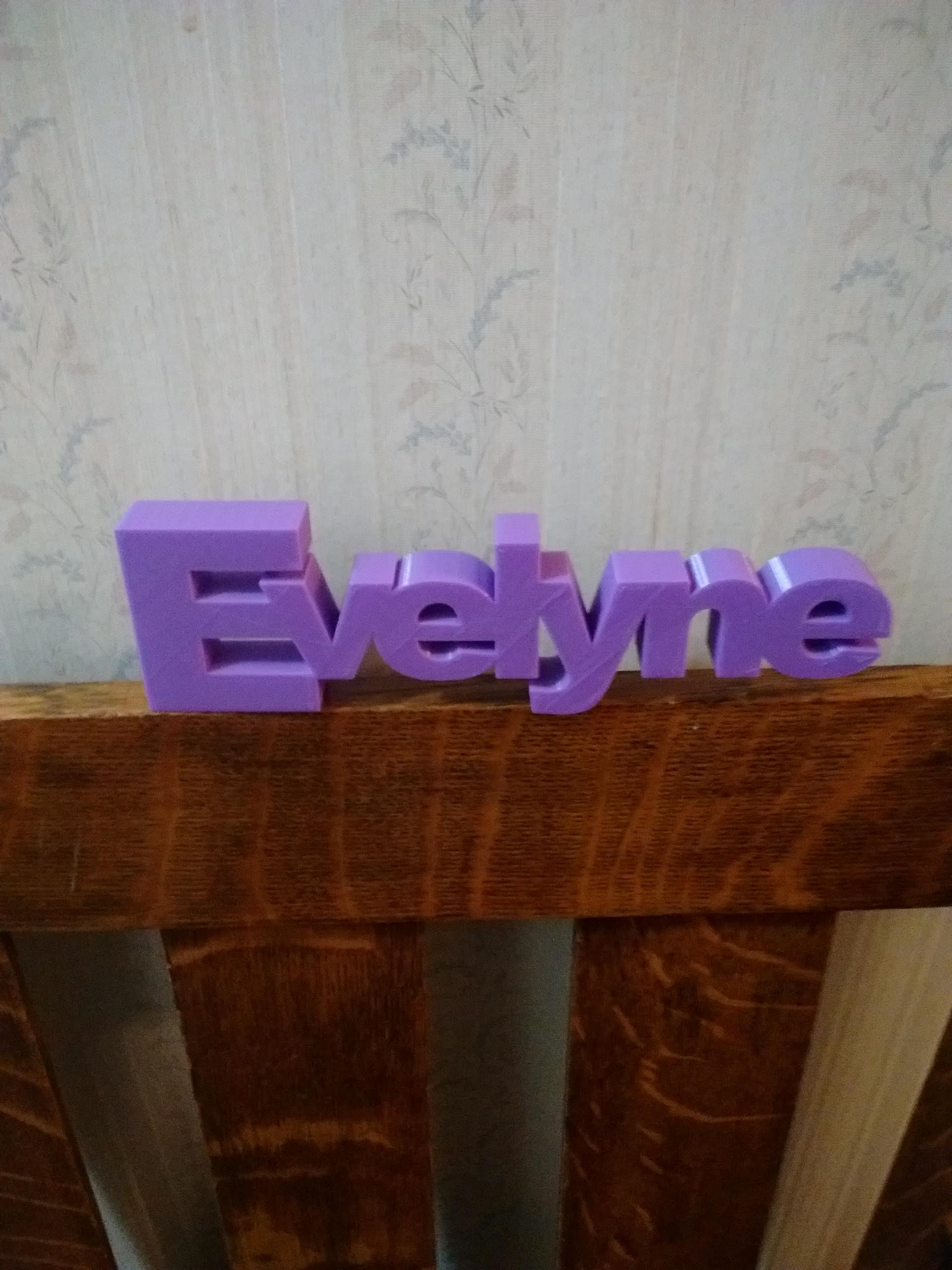 Evelyne
