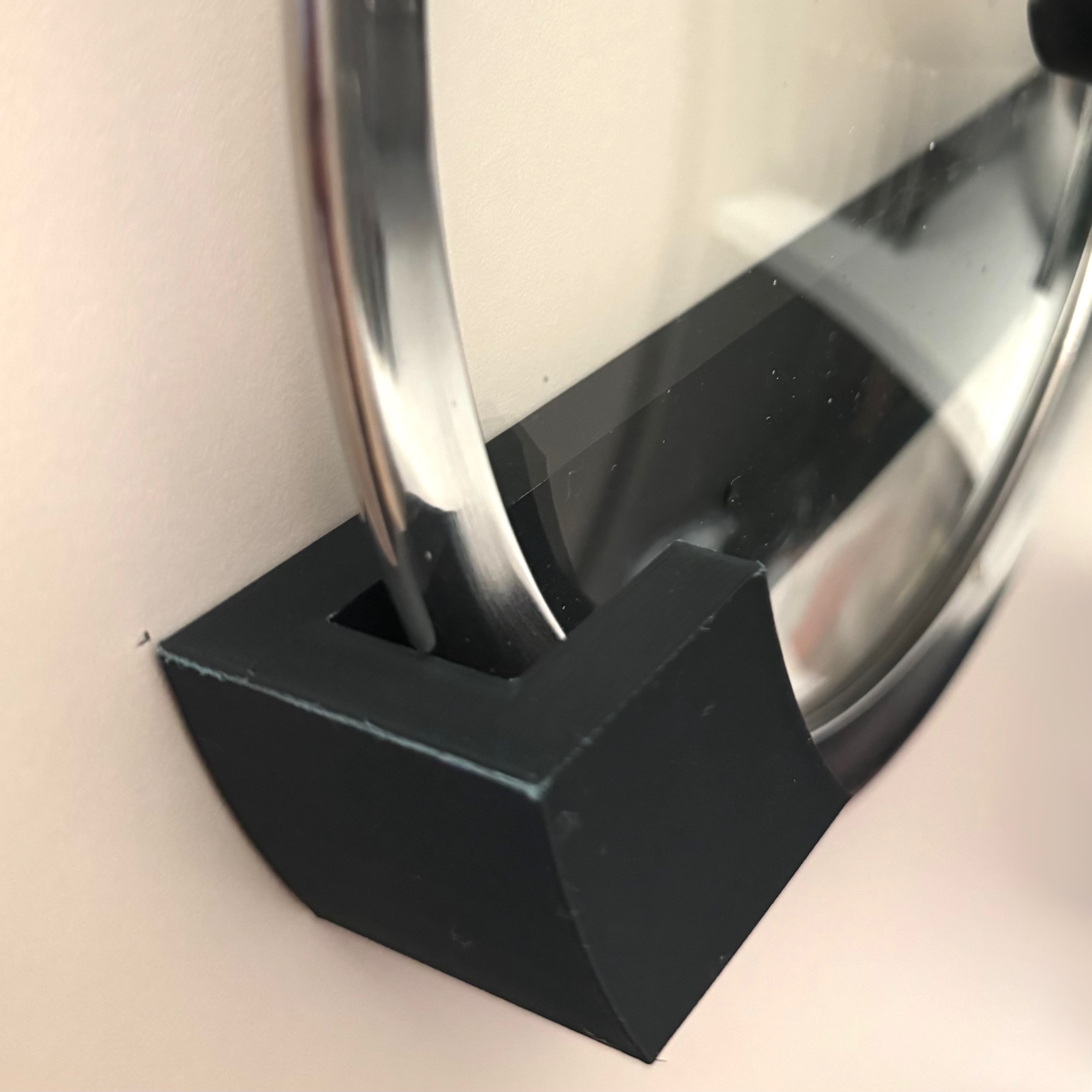 Parametric Door Organizer Pot Lid Holder