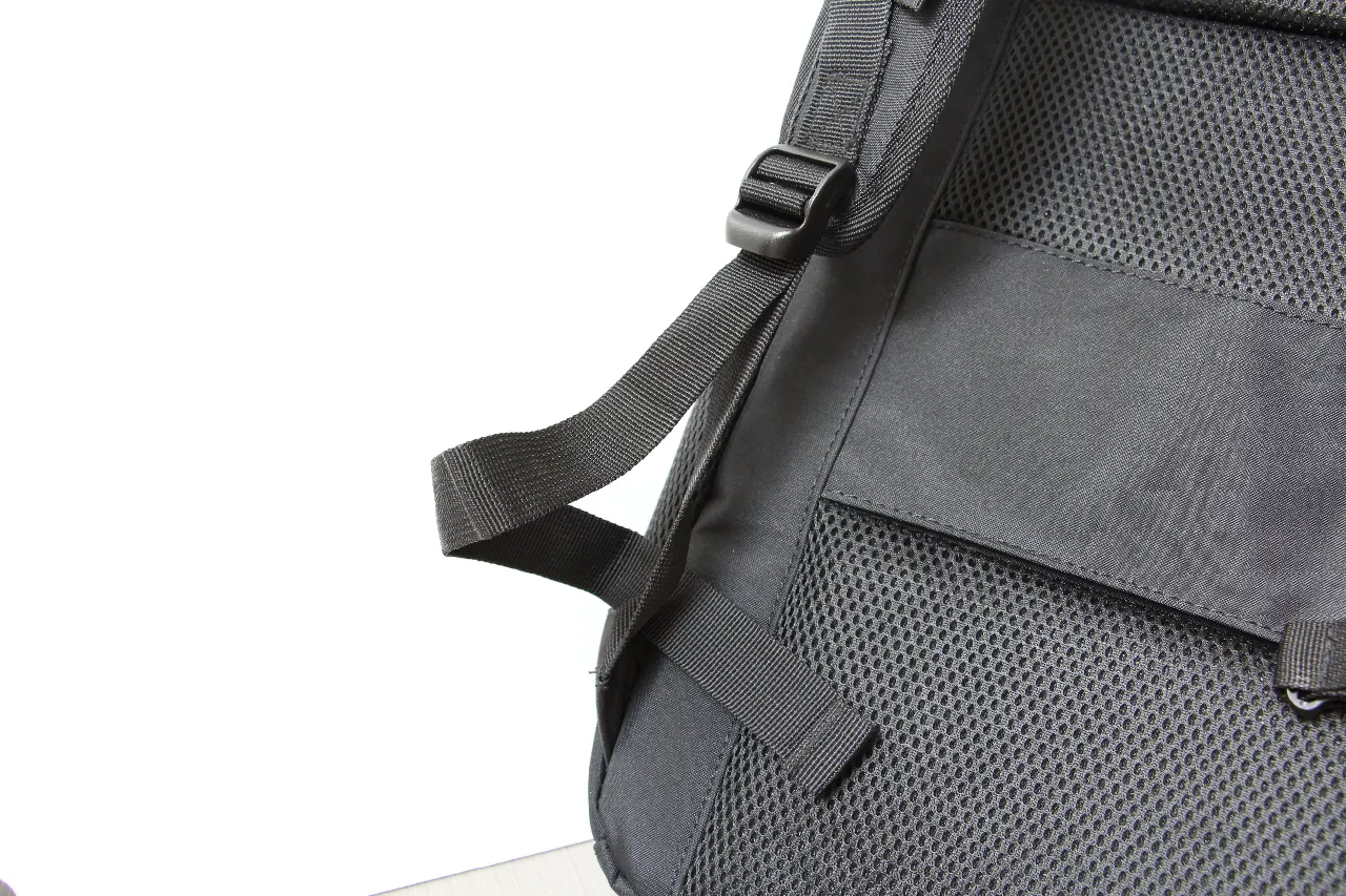 Backpack Strap Clip by Vinmo | Download free STL model | Printables.com