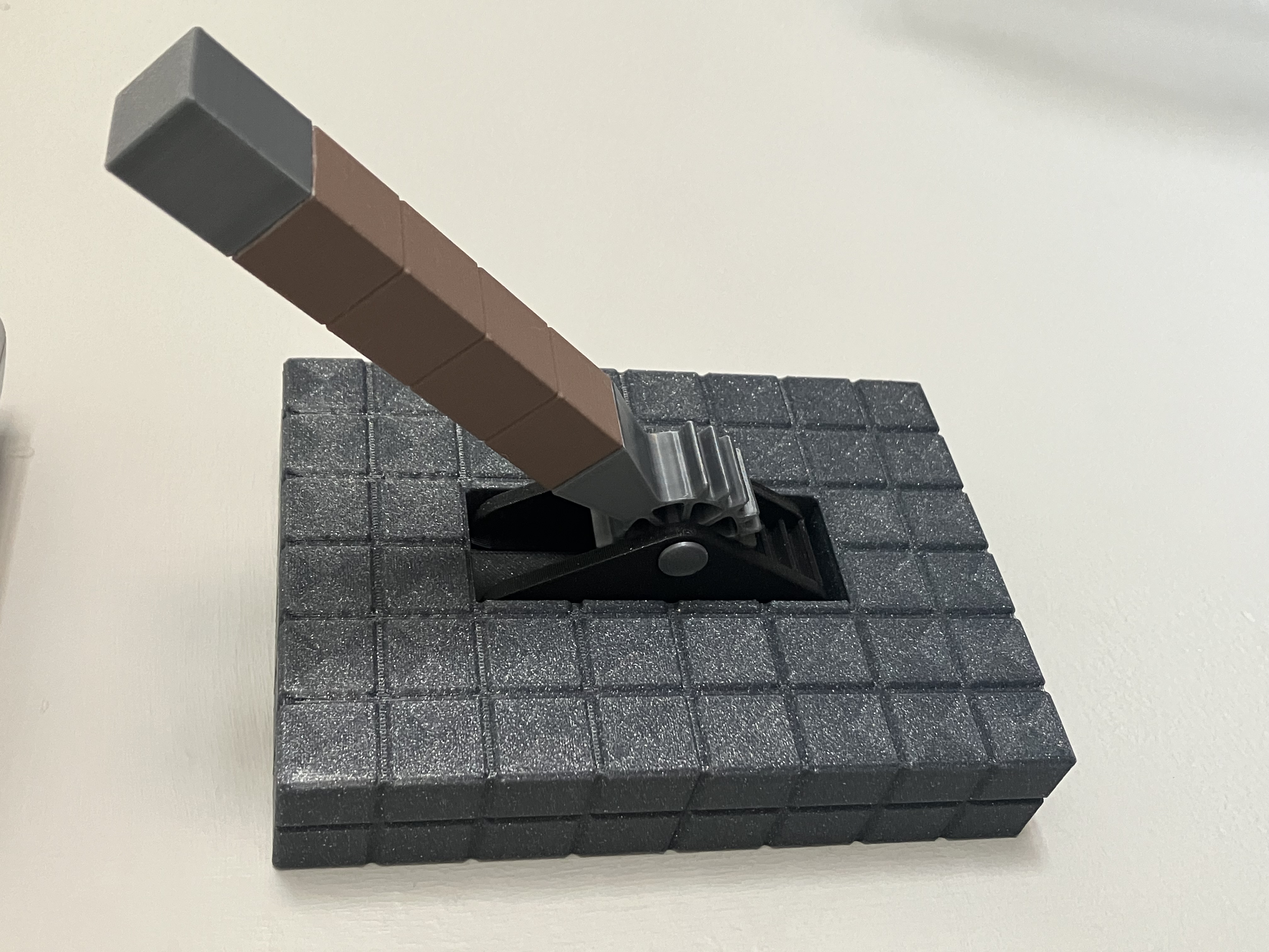 Miniatura 2 do modelo 3D Minecraft Geared Lever Switch (Flat switch)