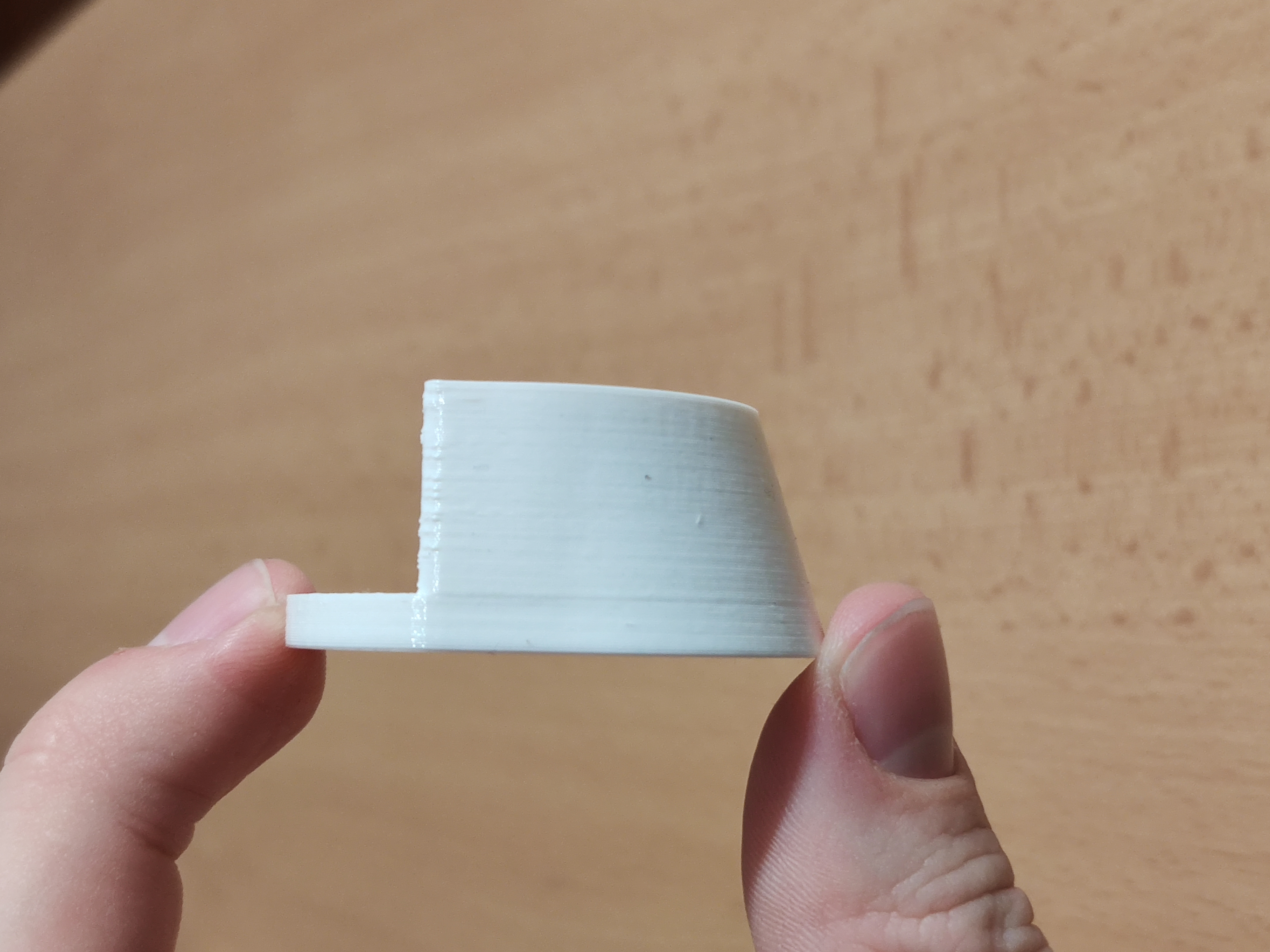 Miniatura 3 do modelo 3D Wardrobe rod holder