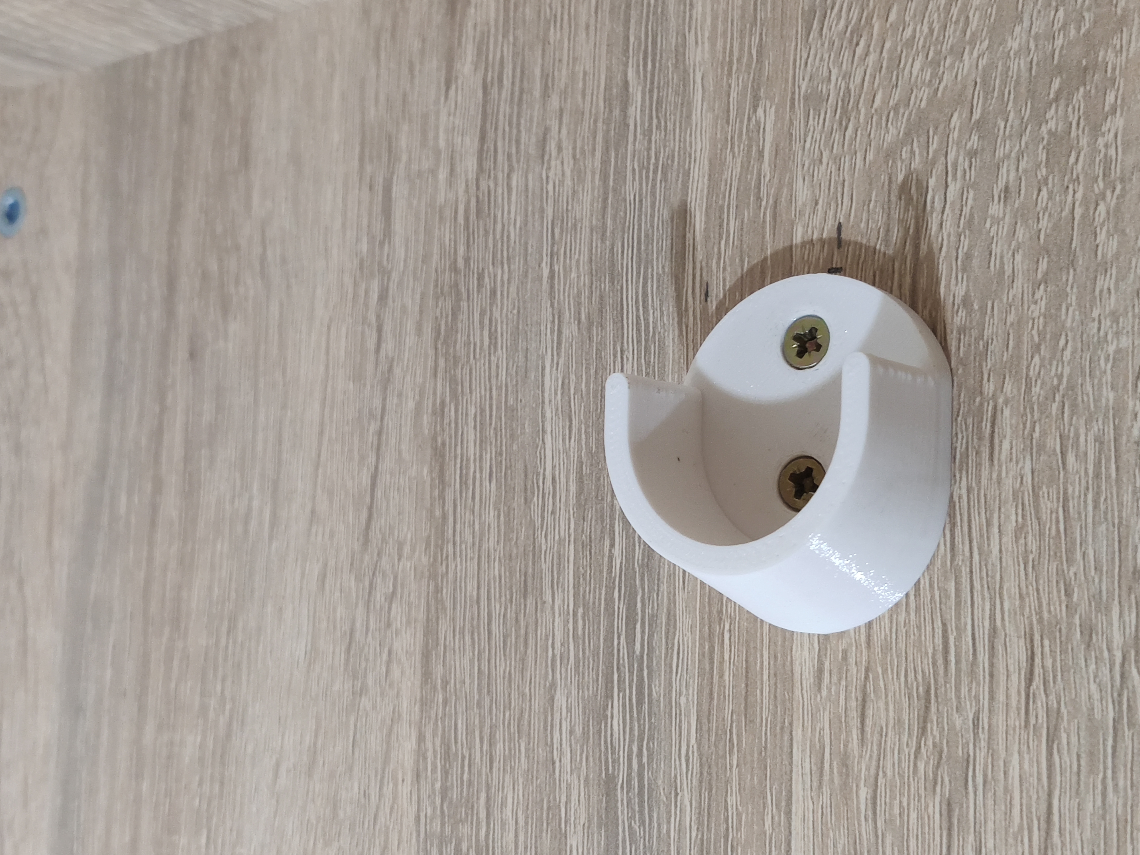 Miniatura 2 do modelo 3D Wardrobe rod holder