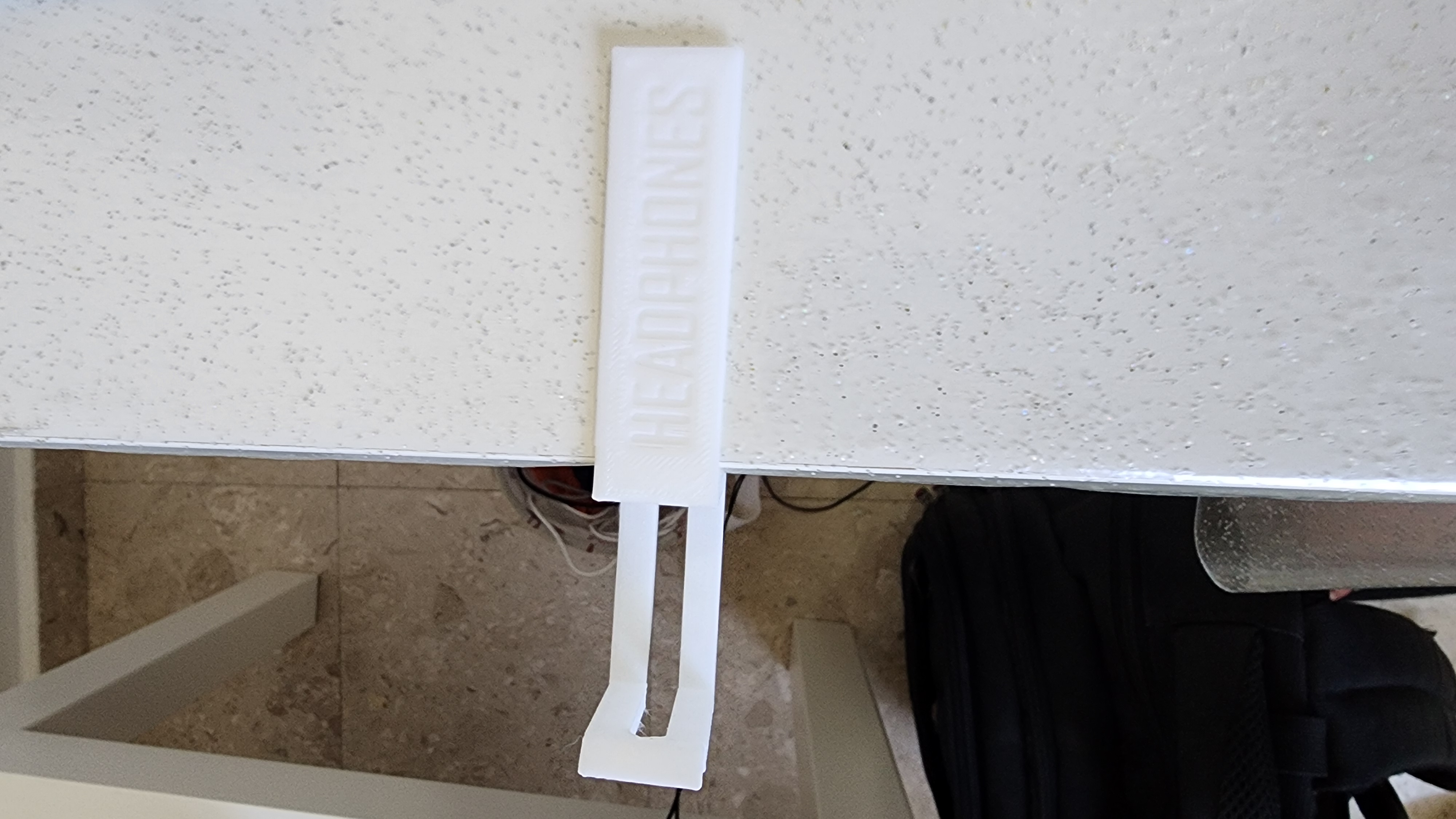 Headphones Table Hook — thumbnail 5