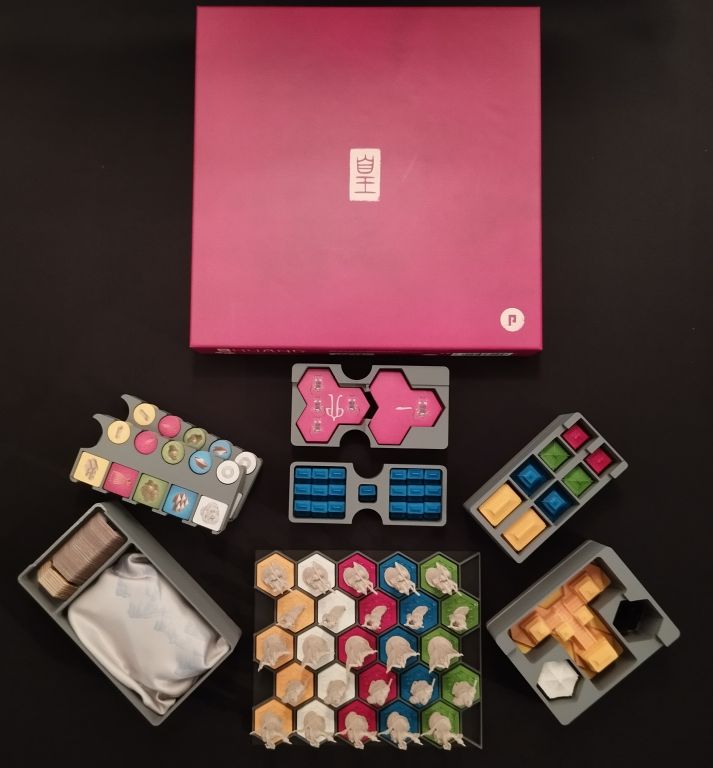 Huang  (Board Game)  - Deluxe Edition Insert/Organizer