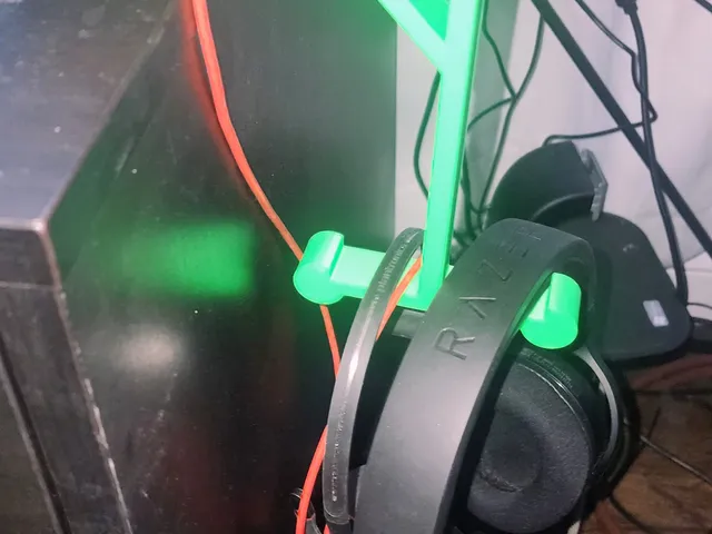 Mountable Dual Headset Holder