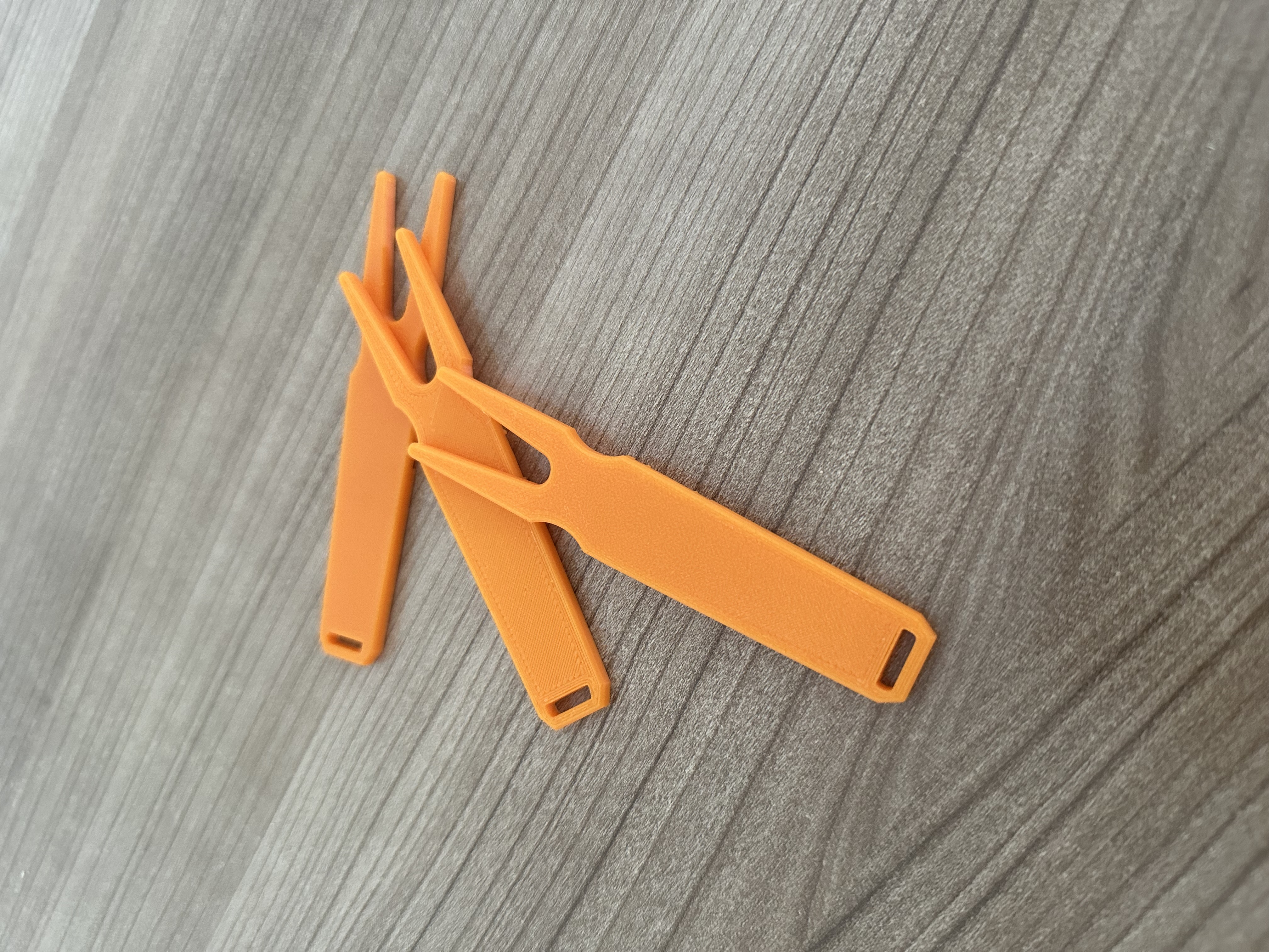 No Supports Golf Pitchfork Divot Tool