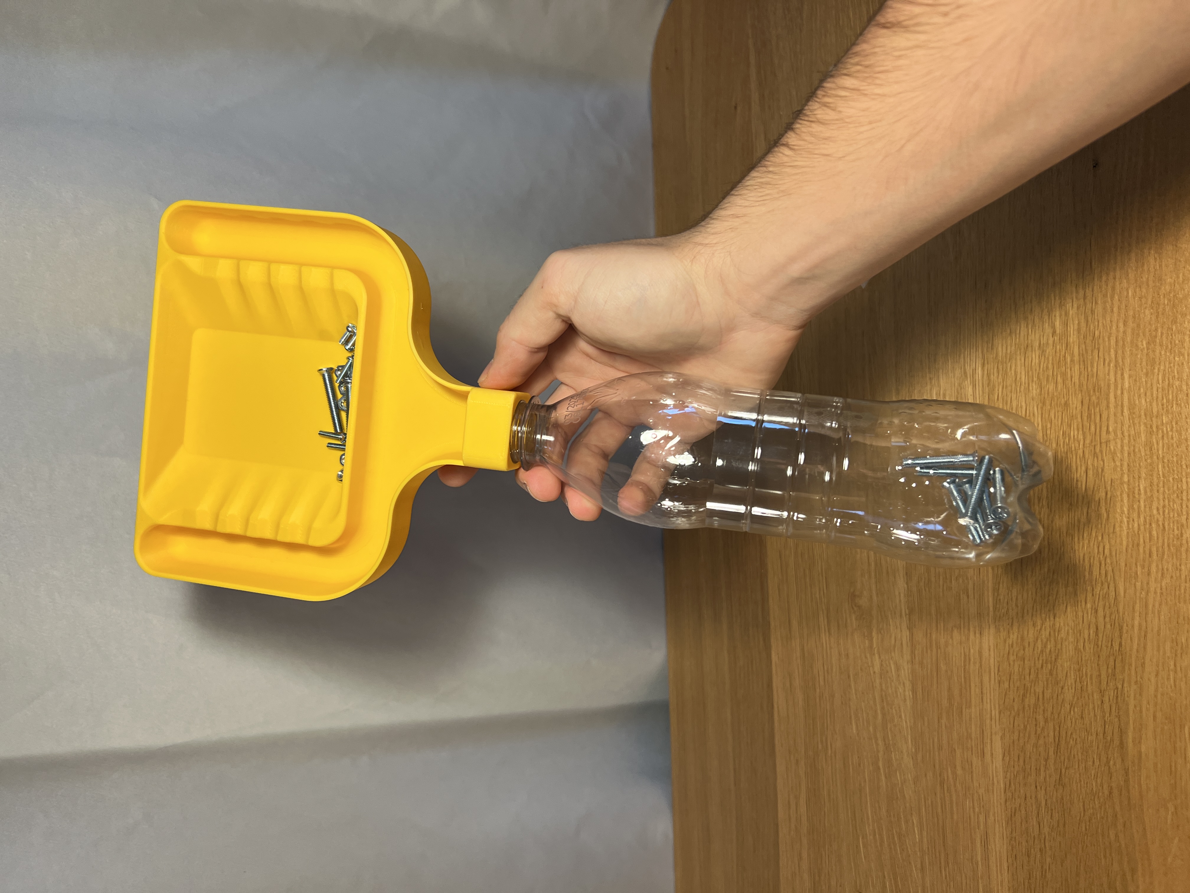 Miniatura 4 do modelo 3D Sorting Tray V2