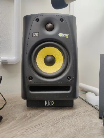 KRK Rokit 5 Monitor Angled Speaker Stand