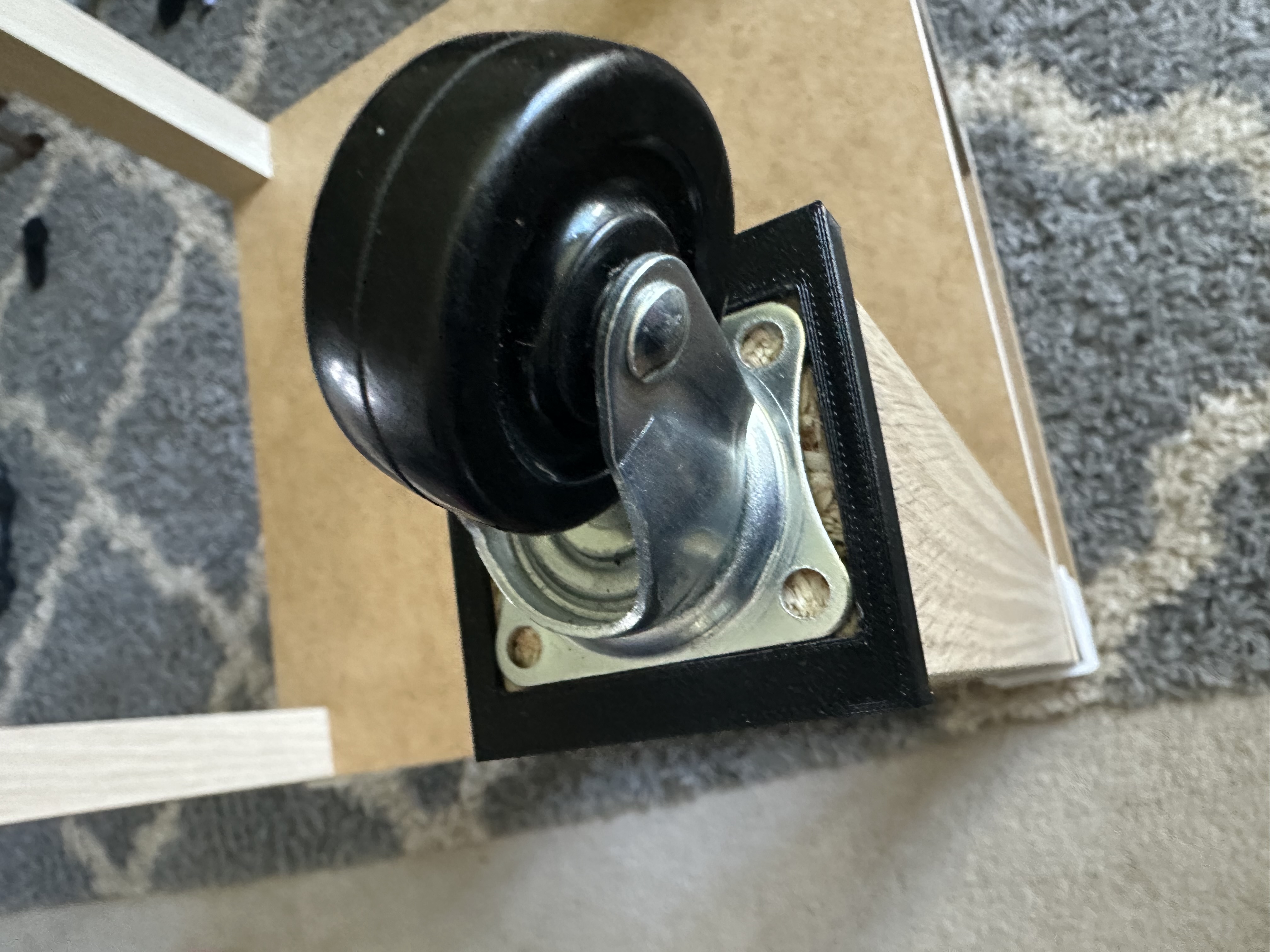 Lack leg centering jig for Ace 40lb casters
