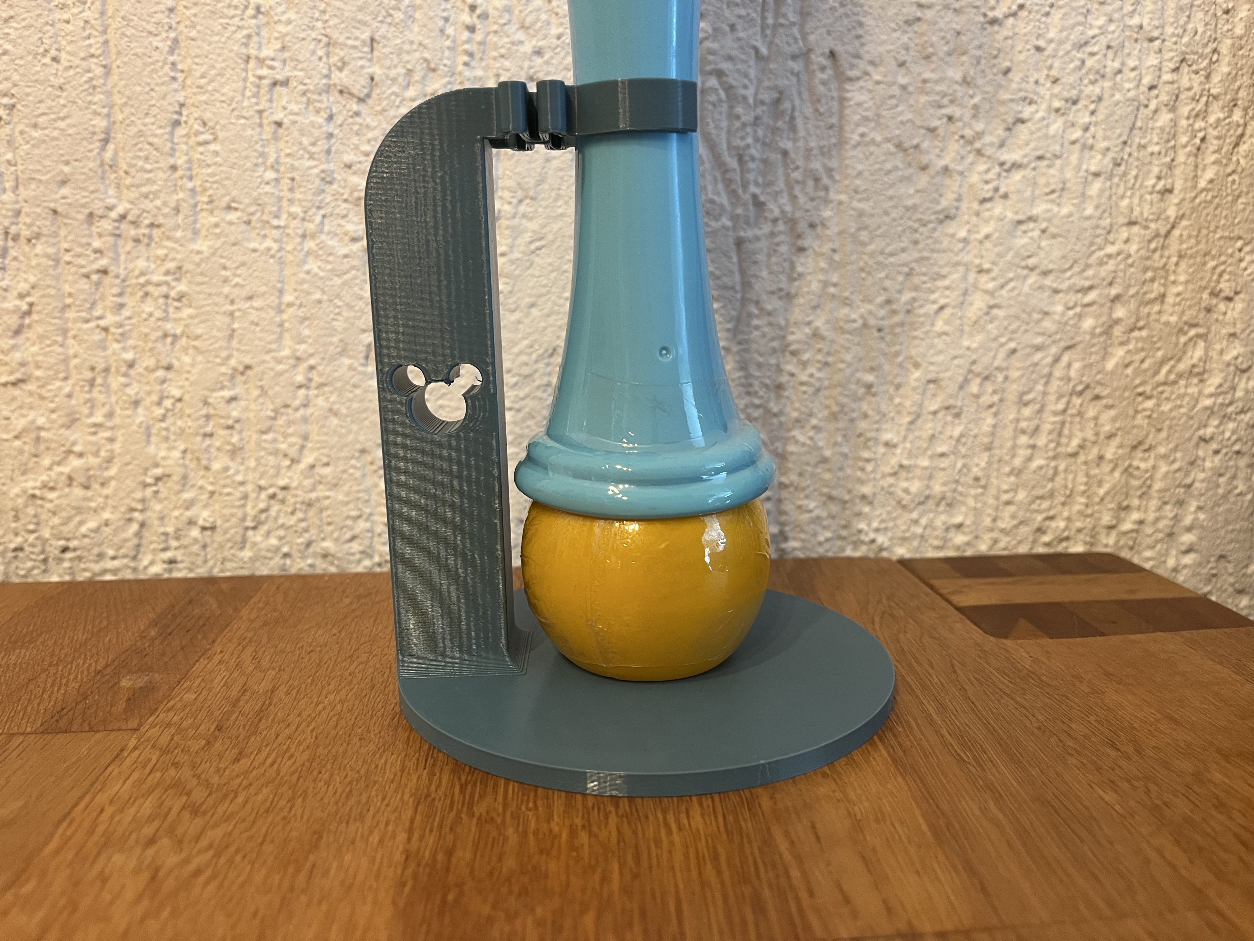 Miniatura 3 do modelo 3D Disneyland bubble machine holder
