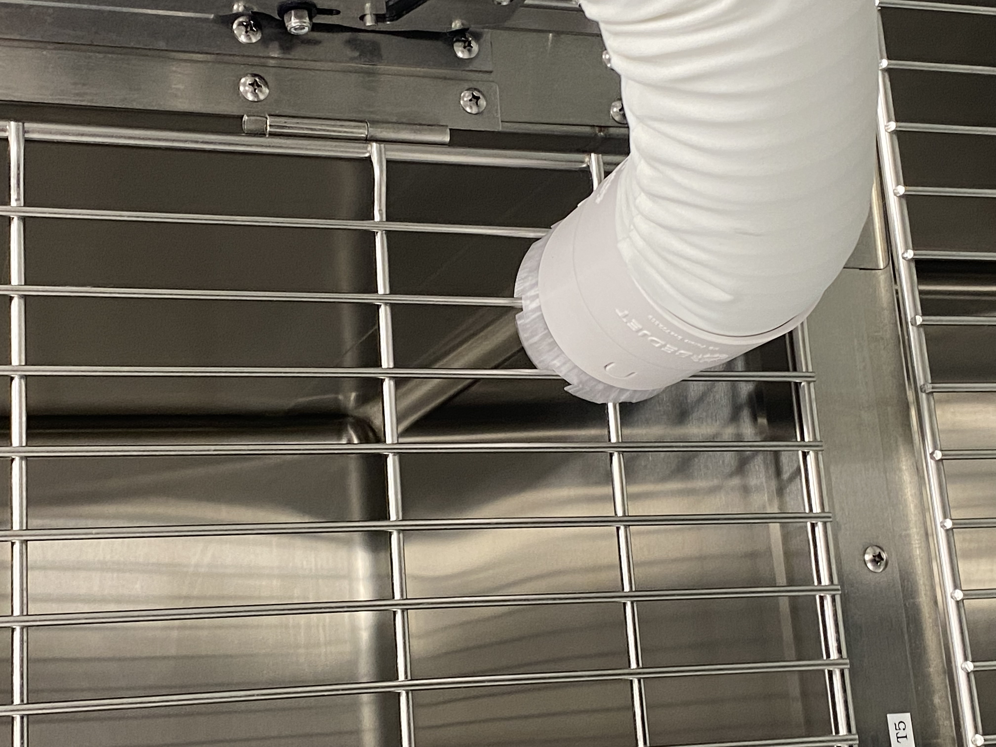 Bed Jet / Vet Jet Kennel Adaptor by Manager_Josh Download free STL