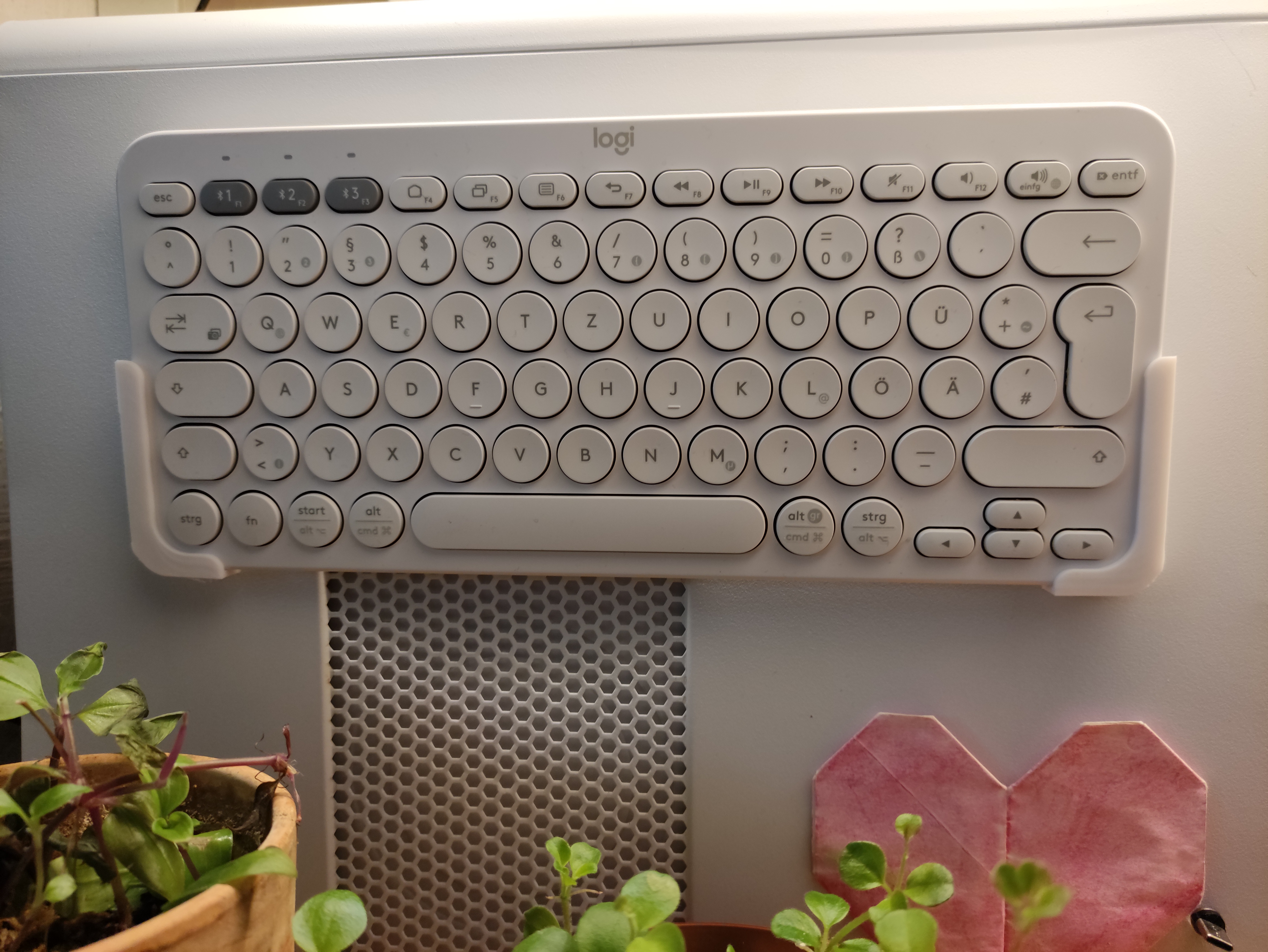 Logitech K380 Wall Mount For Flat Surfaces