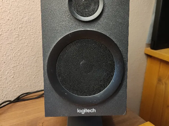 Foot for Logitech Speaker (e.g. Z333, Z337)