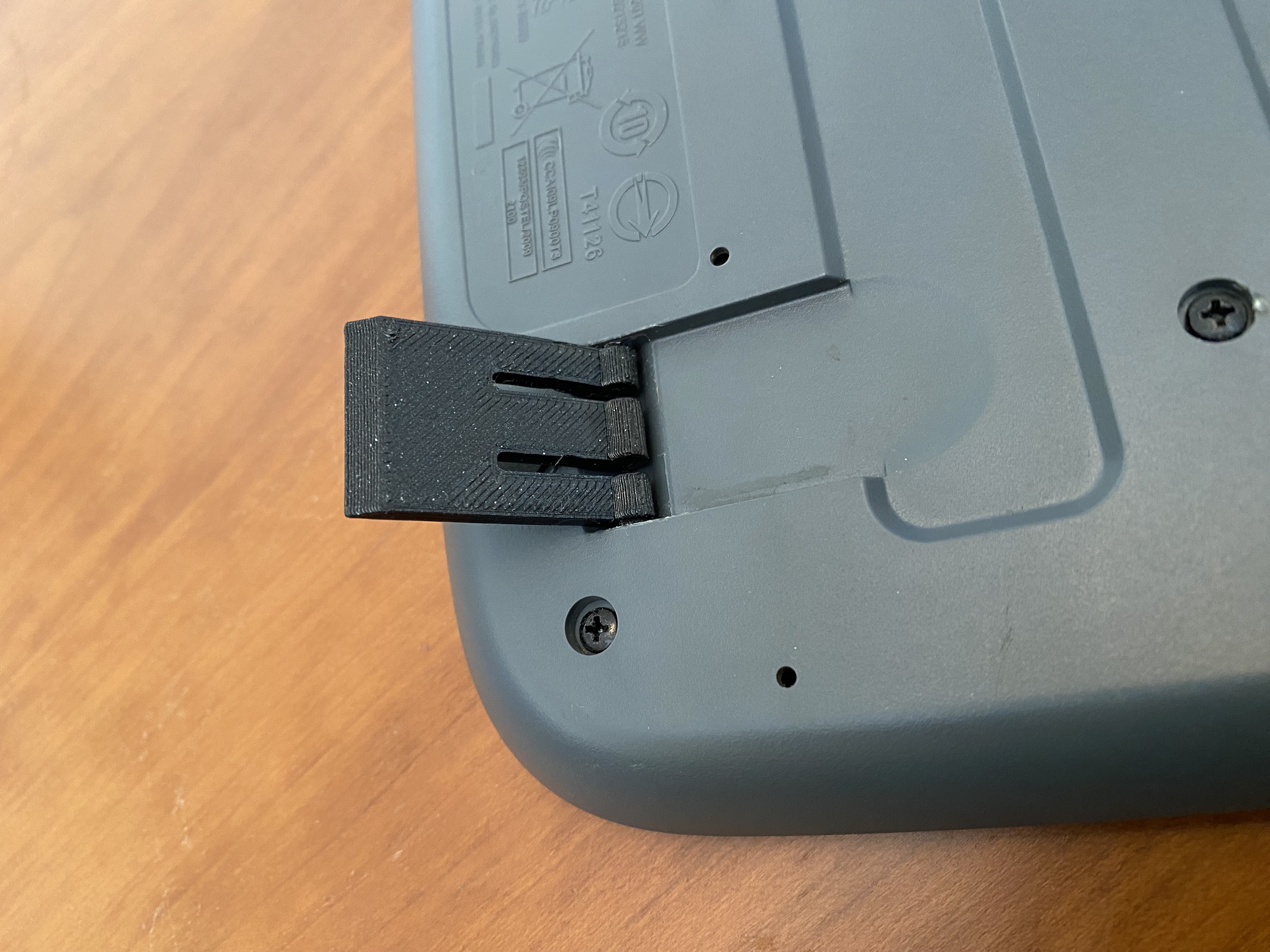 Logitech K330 keyboard leg