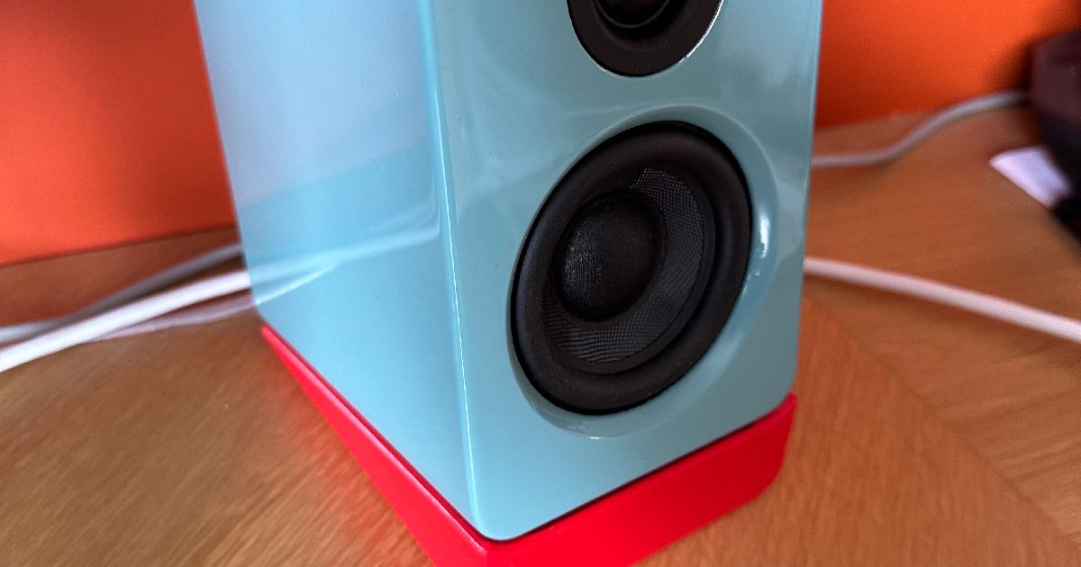 Parametric Kanto YU2 Speaker Stand by godders Download free STL model