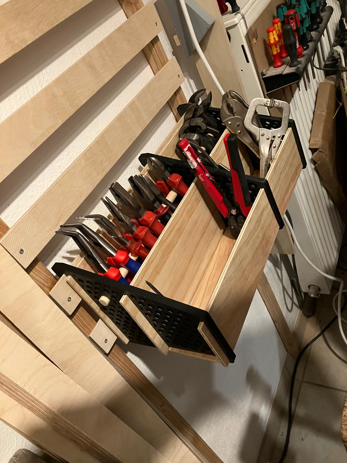 modular frenchcleat Plierrack
