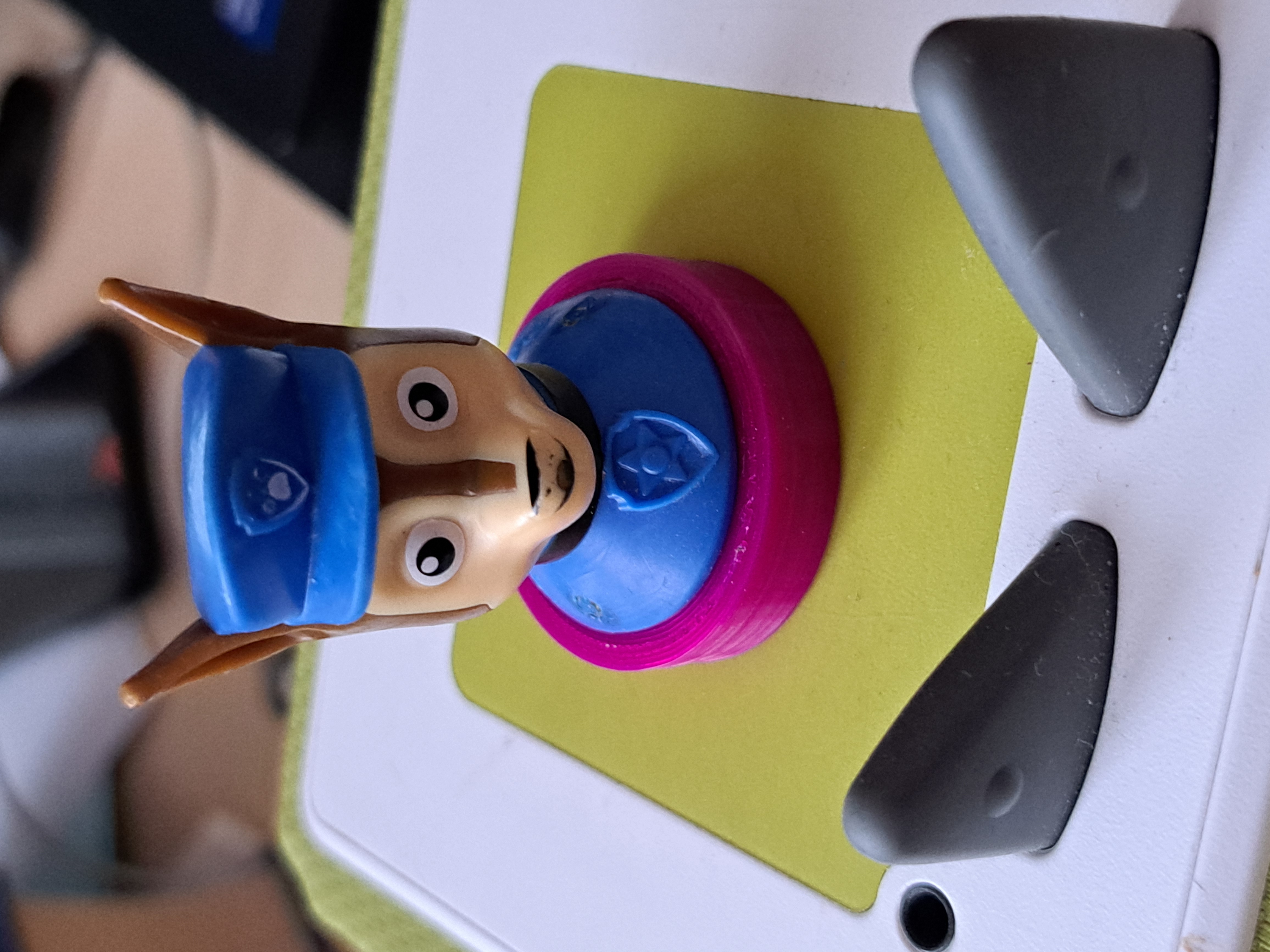 RFID and Magnet Capsule / Holder / Base with Lid  - Toniebox