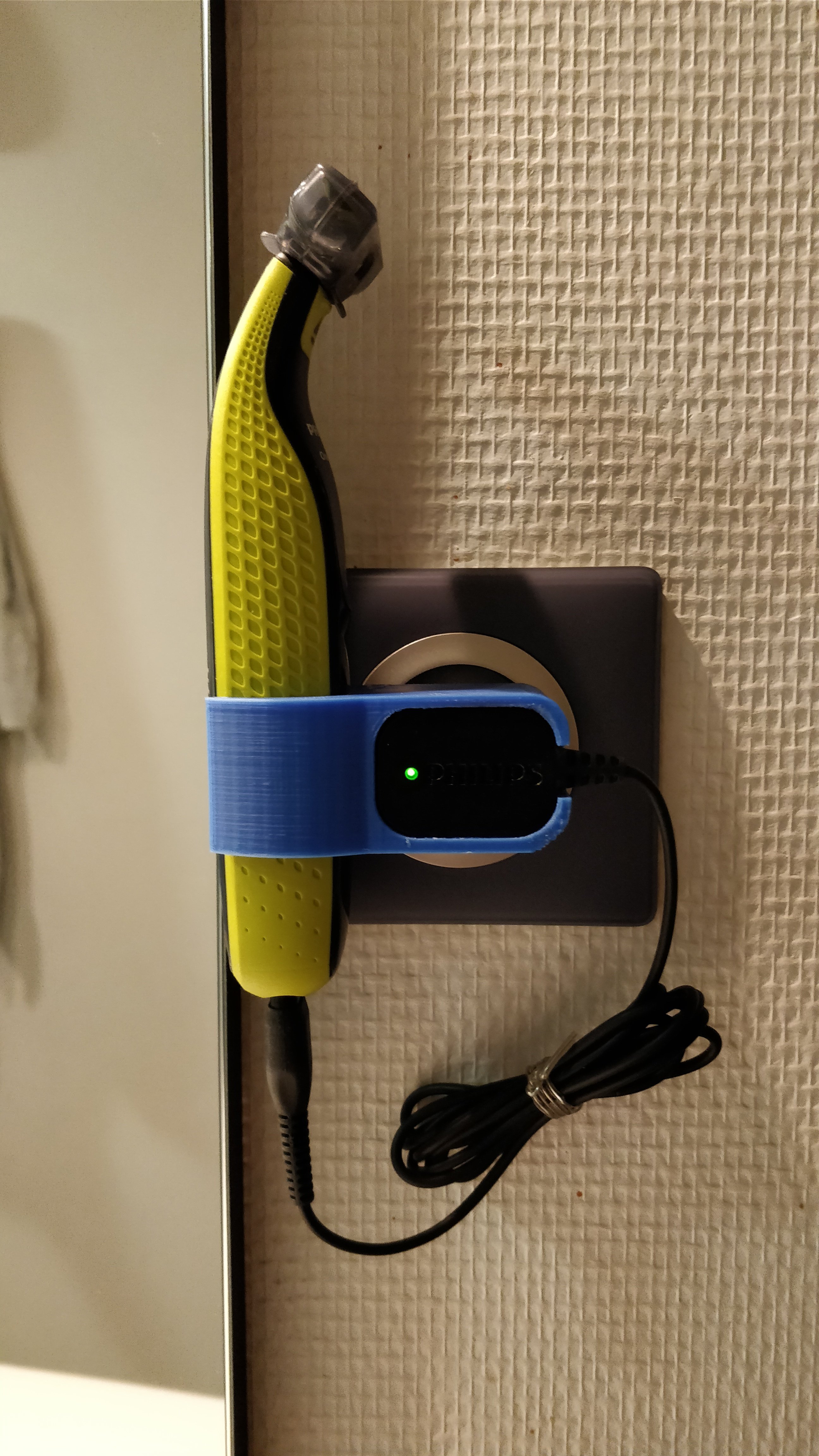 Philips One Blade Charger Mount by AEP Download free STL model