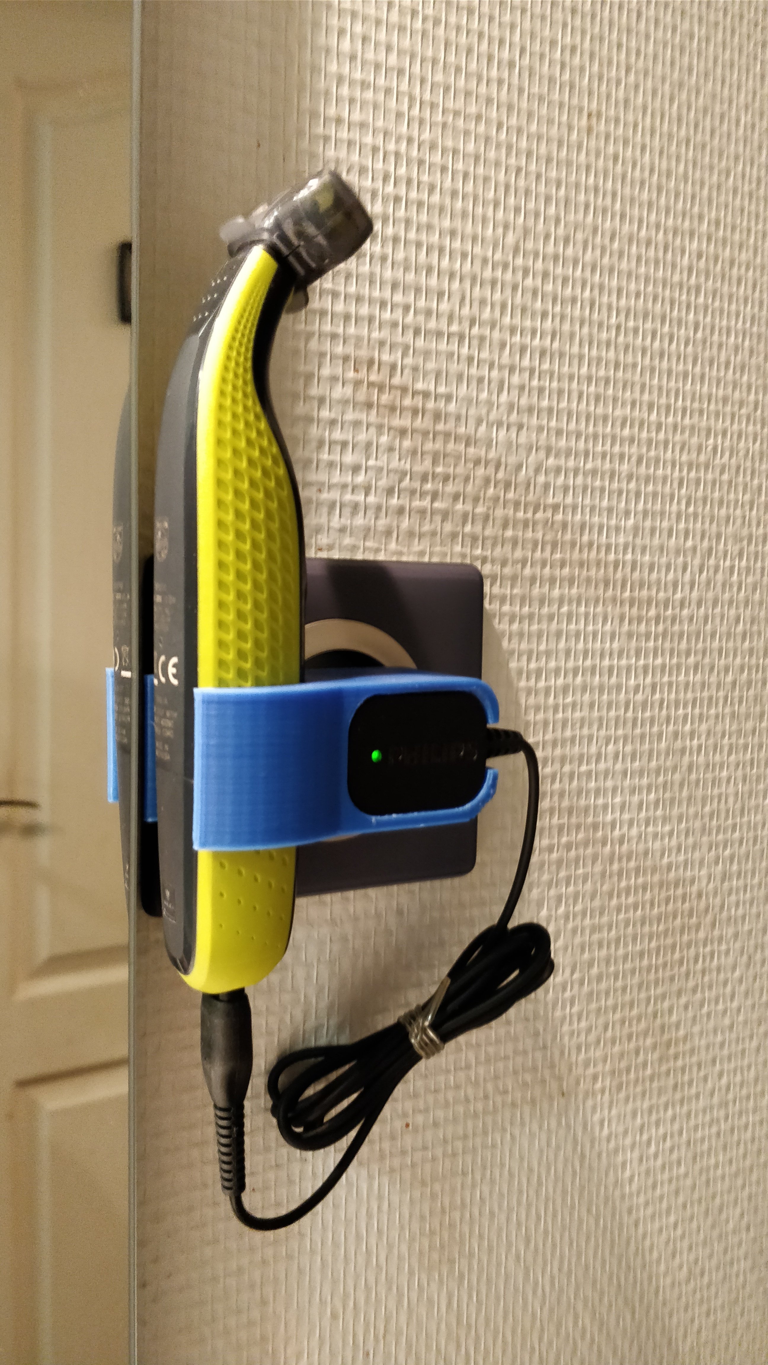 Philips One Blade Charger Mount by AEP Download free STL model