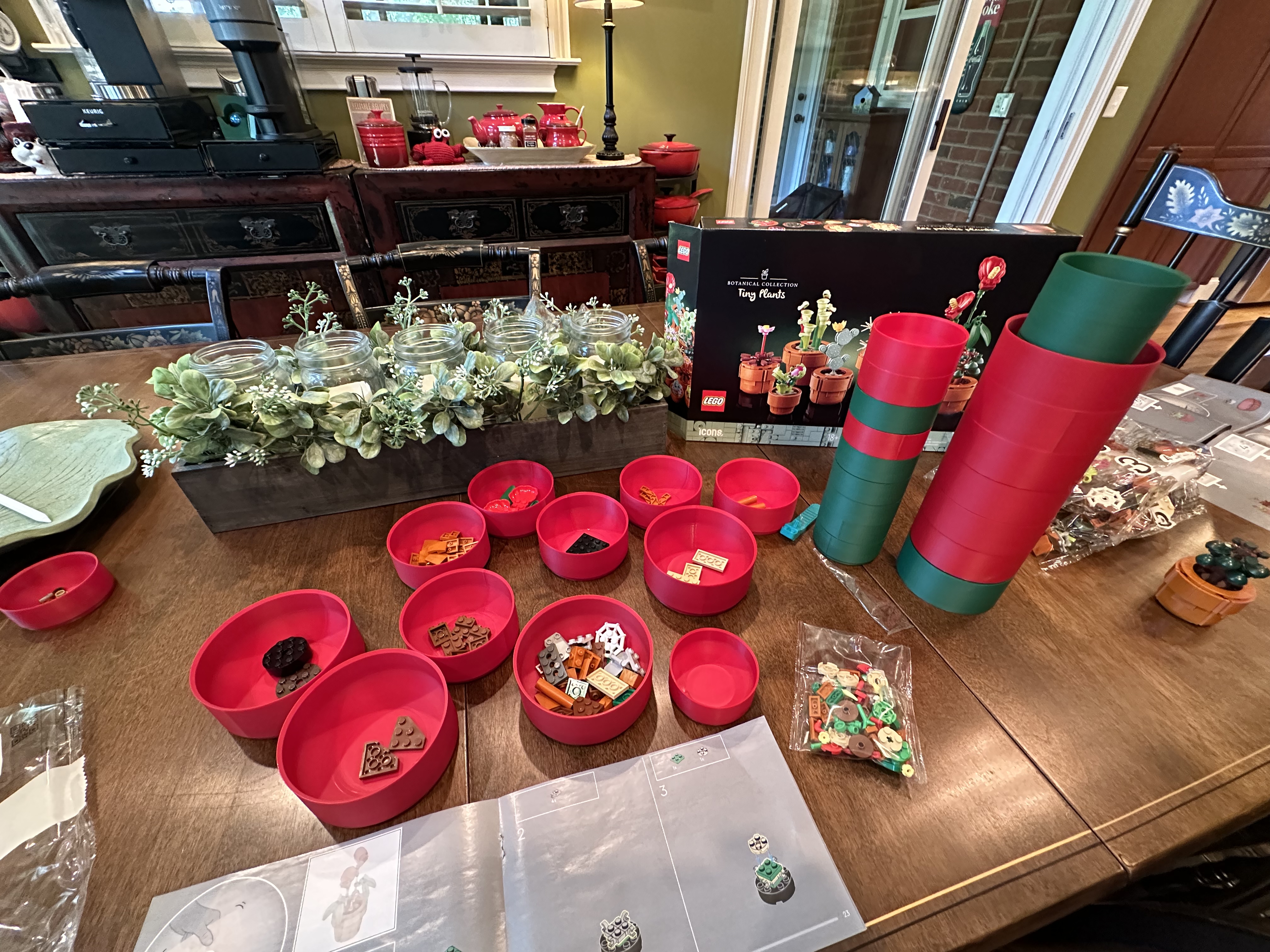 Stackable LEGO Bowls for Efficient Organization
