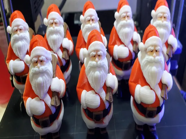 5 Color Santa (with Eyes)