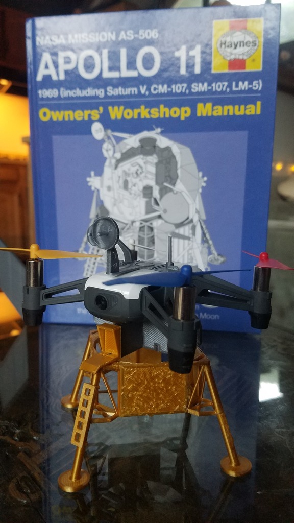 Miniatura 7 do modelo 3D Tello Drone LEM  (Lunar Excursion Module) 