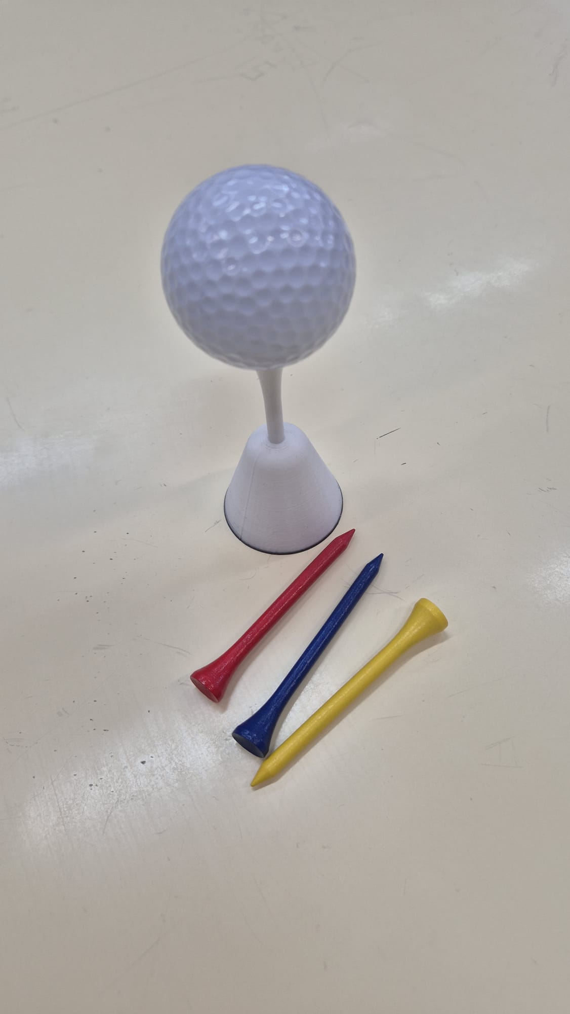 Minimalist Golf Ball & Tee Display Base