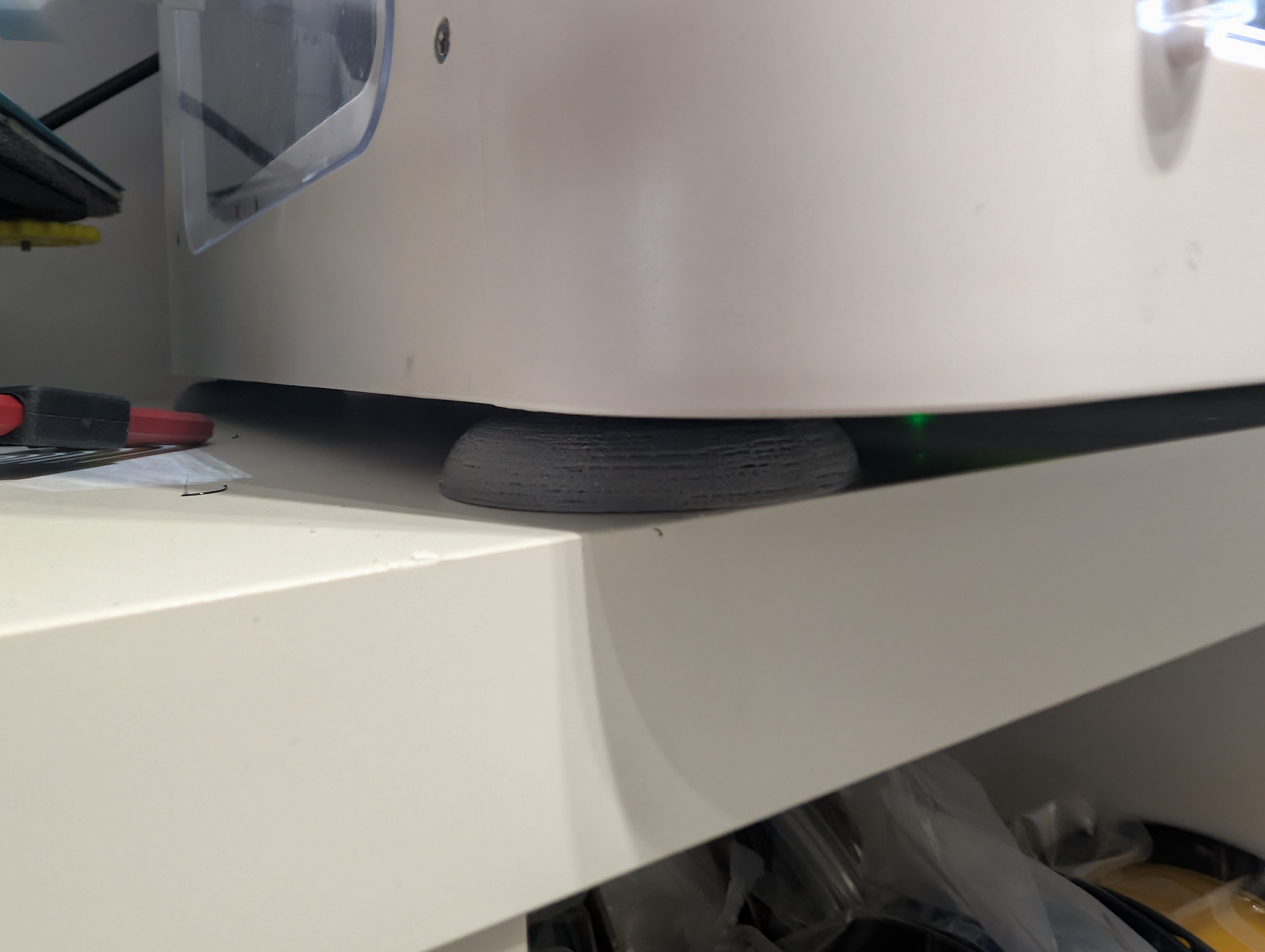 Wide 60mm footprint TPU foot for printers for M4 bolt