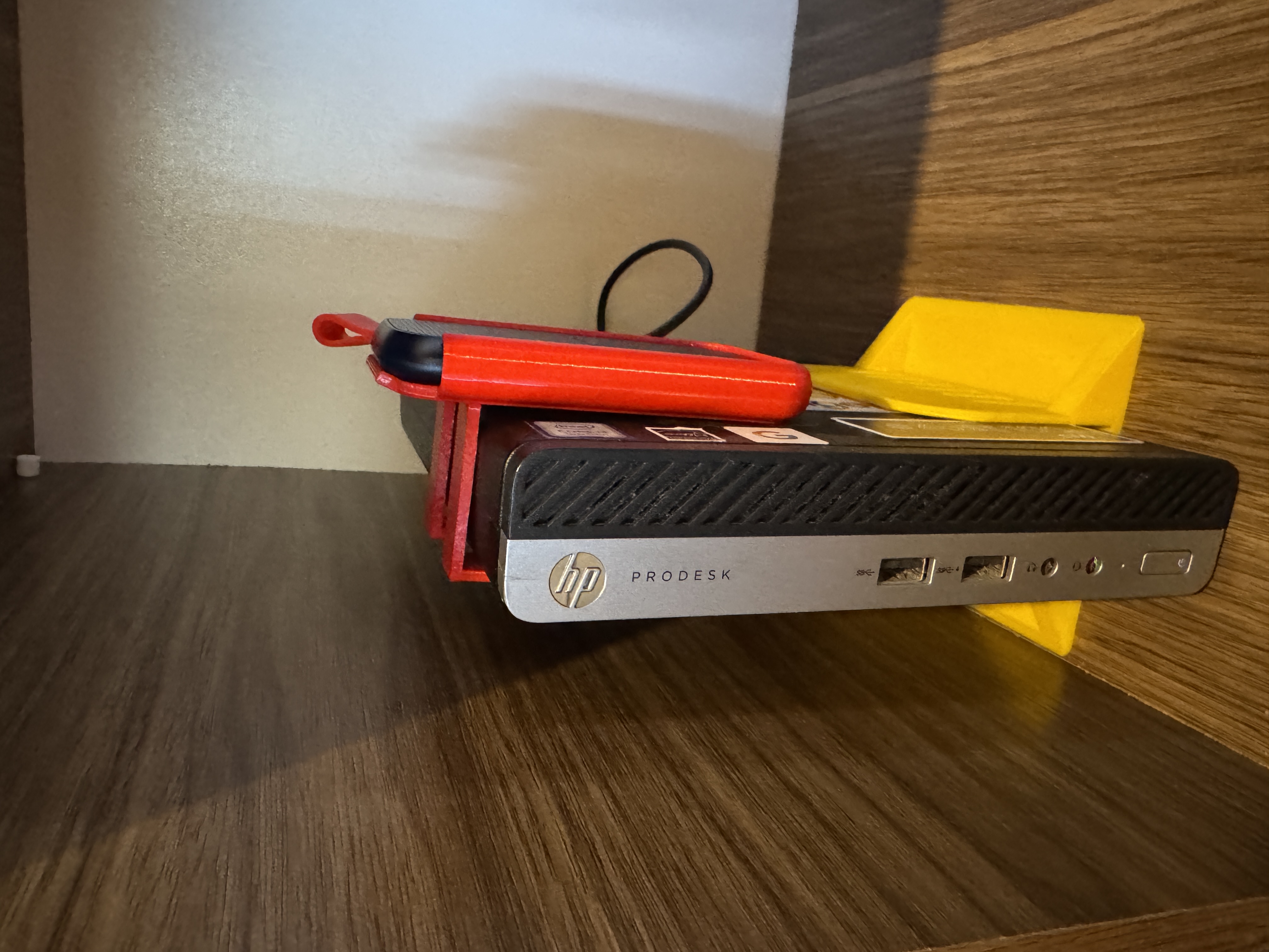 SanDisk Extreme Portable SSD Holder for HP ProDesk Mini G4