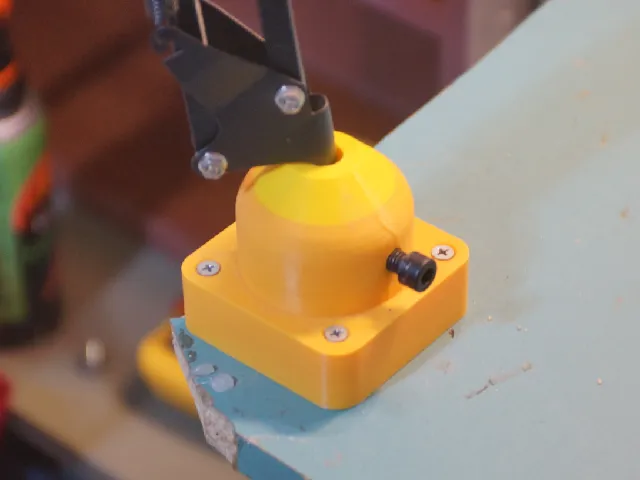 Microphone / Mic Arm Mounting Point
