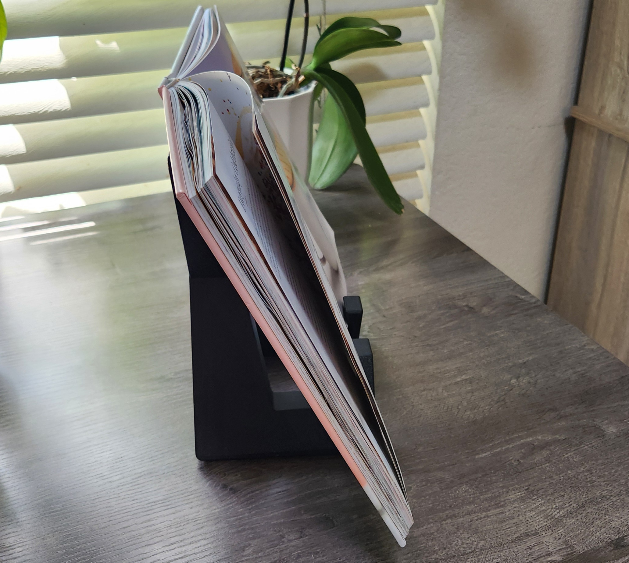 Simple Cookbook Holder 3D model