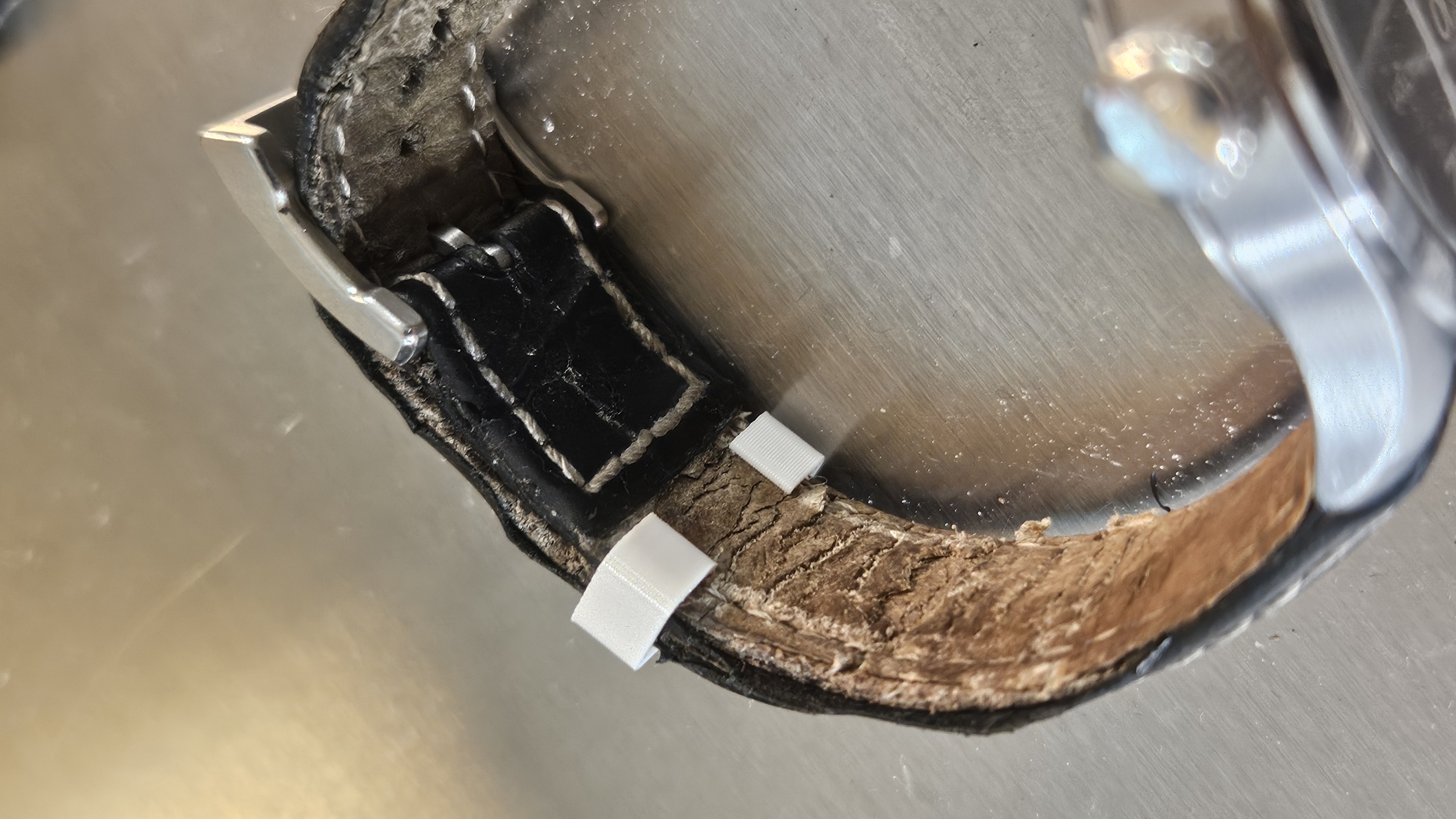 Watch strap retainer 20 mm