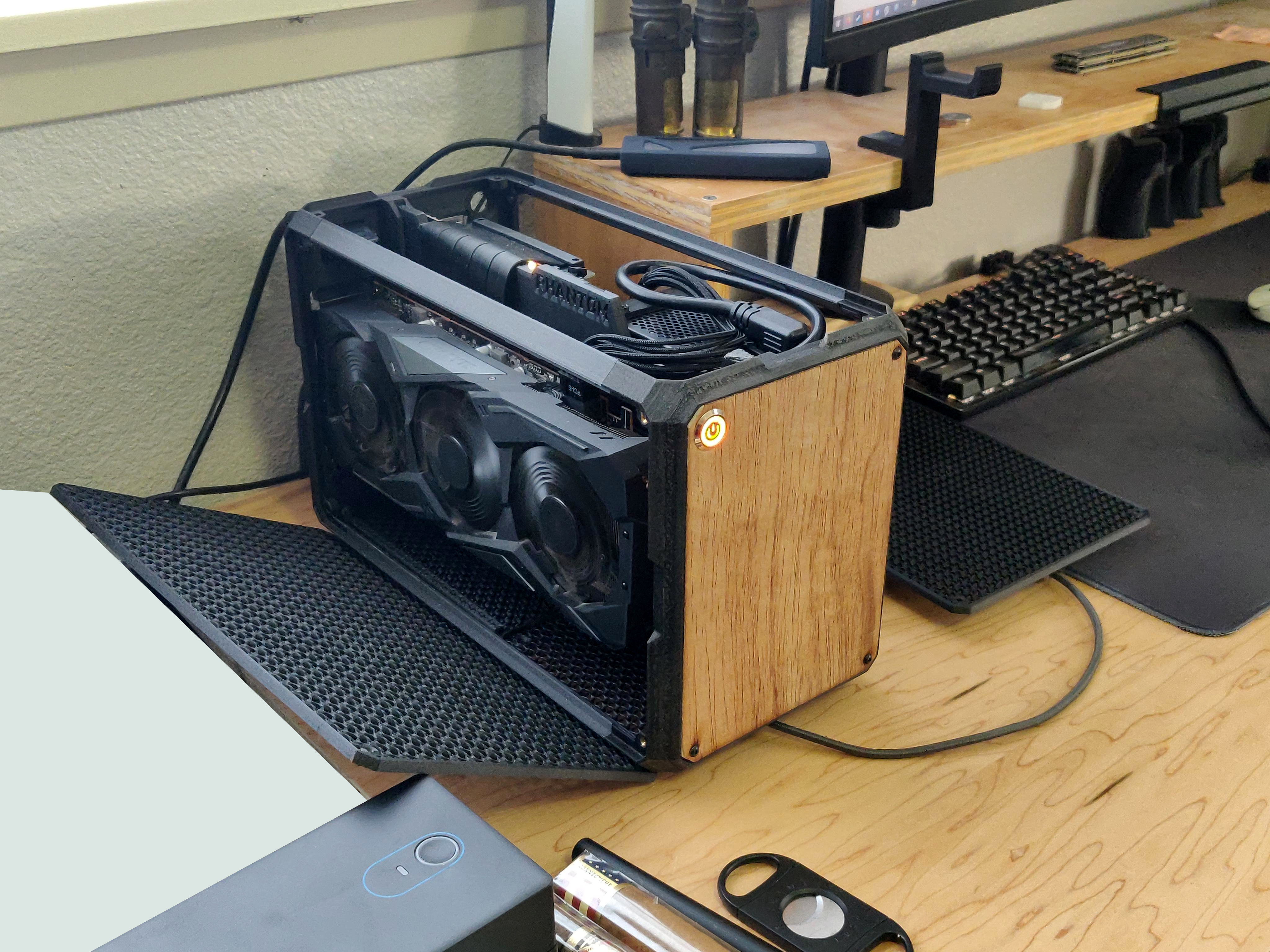 Phantom - Mini ITX Case — miniatura 4
