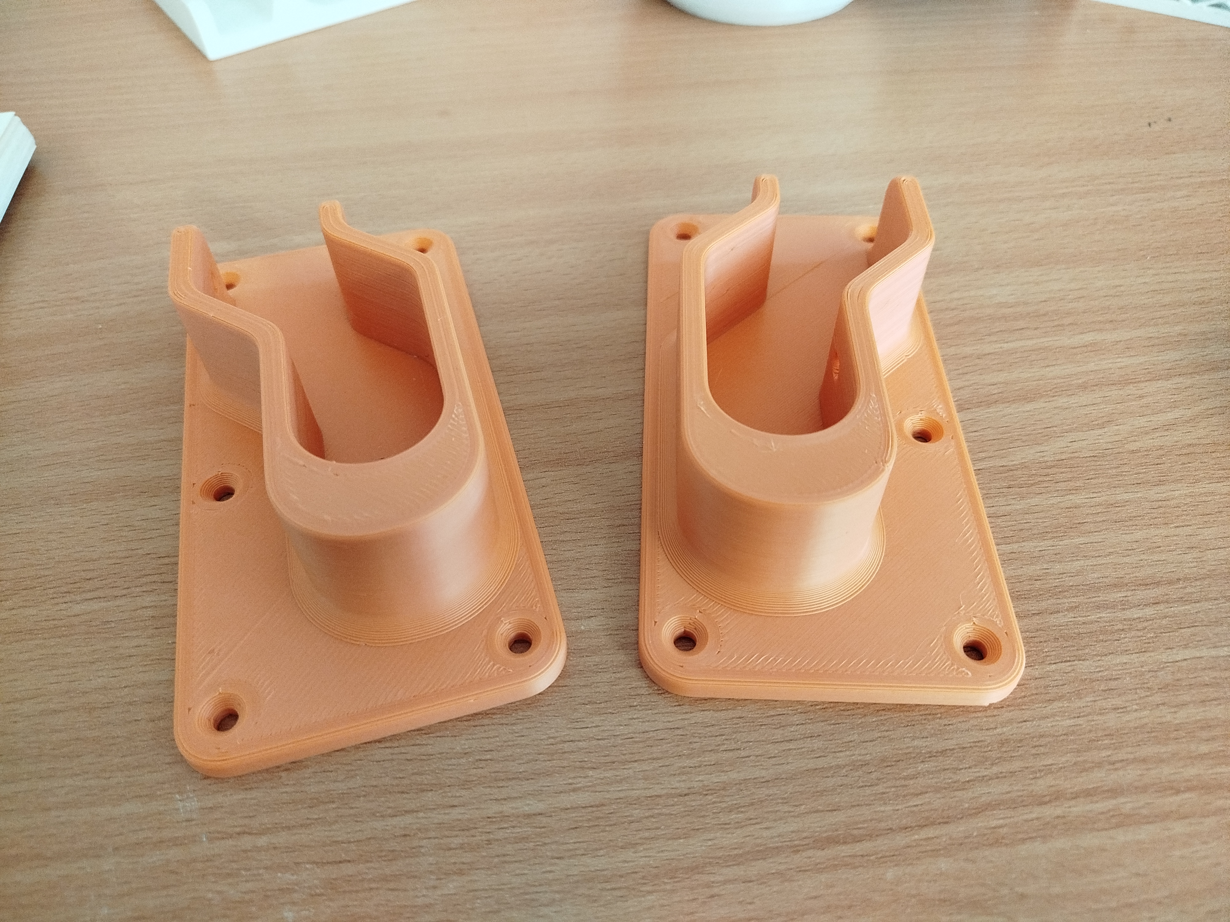 Miniatura 2 do modelo 3D Pull-up bar holder