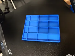 Simple Screw Tray Organizer v1