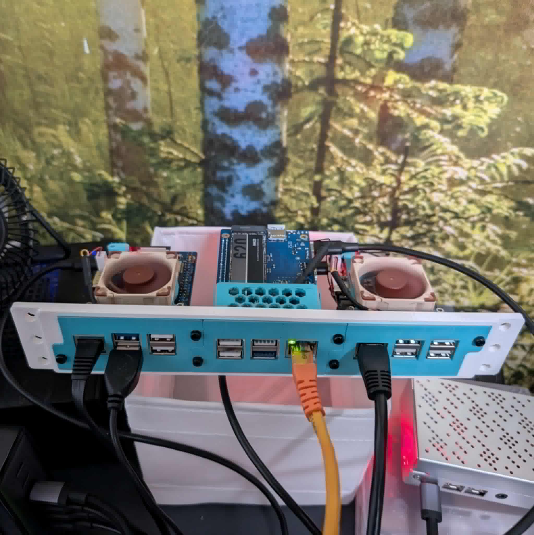 10" 1U 3 x SBC (Raspberry Pi 3, Raspberry Pi 4, Raspberry Pi 5, Orange Pi 3B)