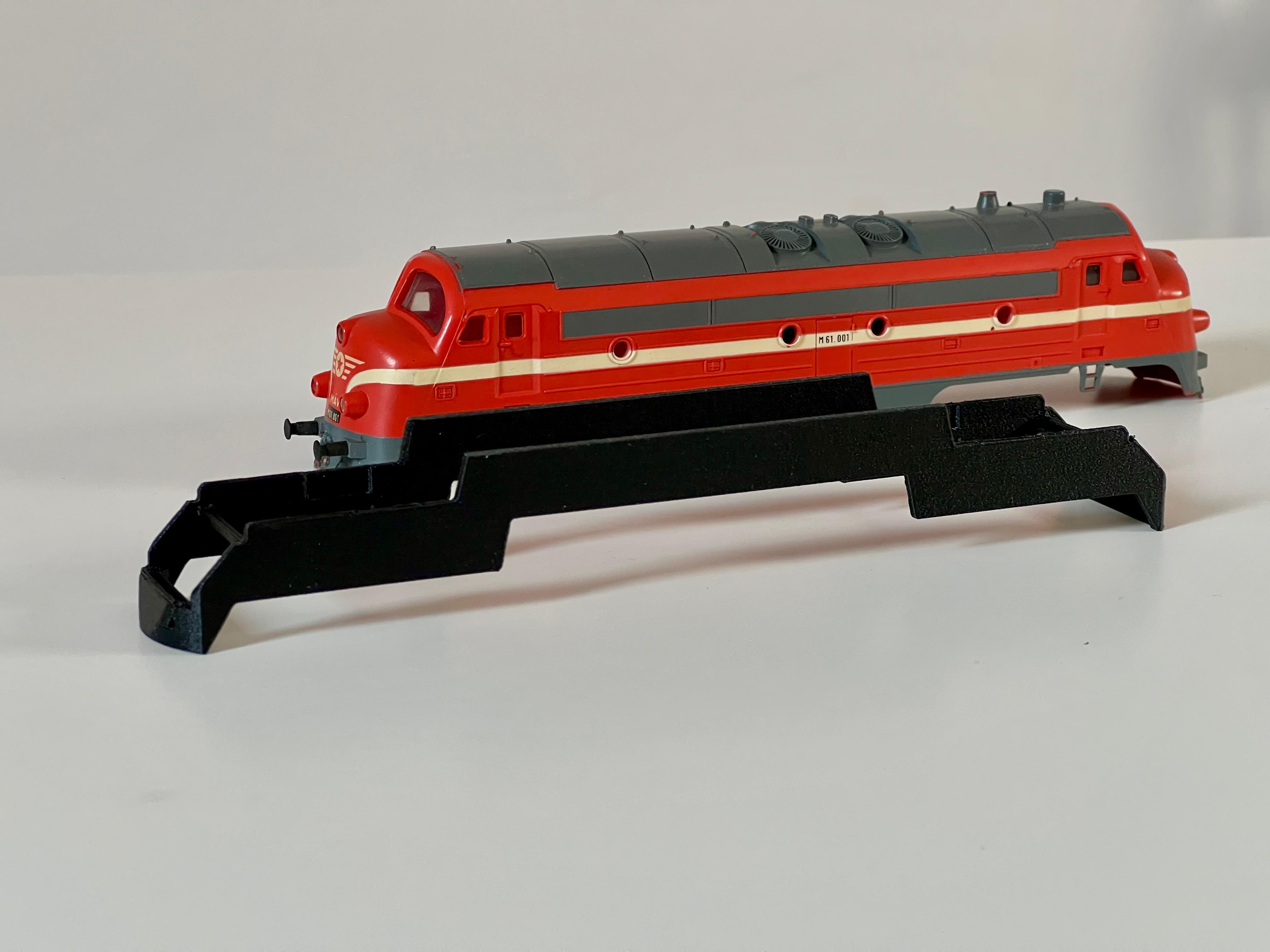 Piko locomotive frame for MAV M61