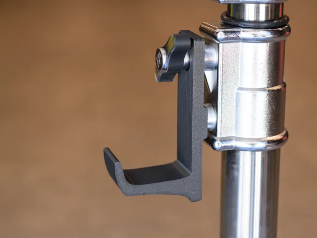 Cable Hook for Flashpoint Junior Wheeled Stand