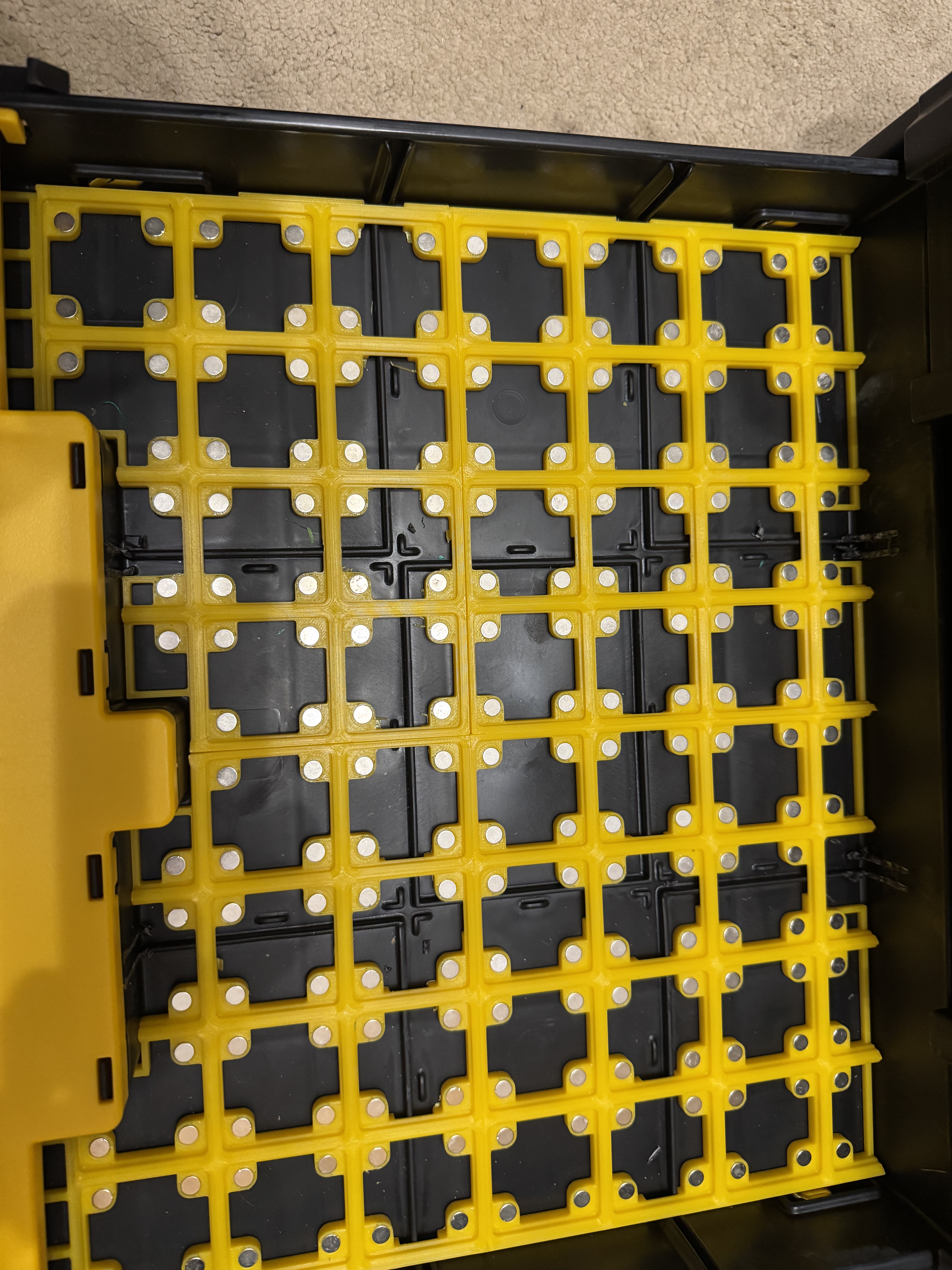 Gridfinity Base for Dewalt Tstak with Magnets