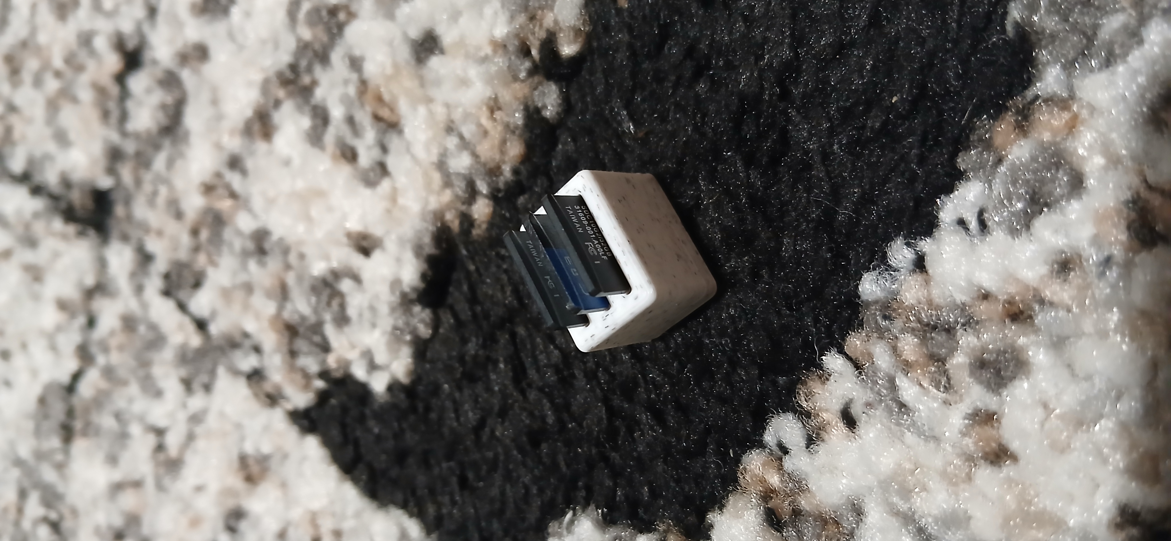 MicroSD card holder