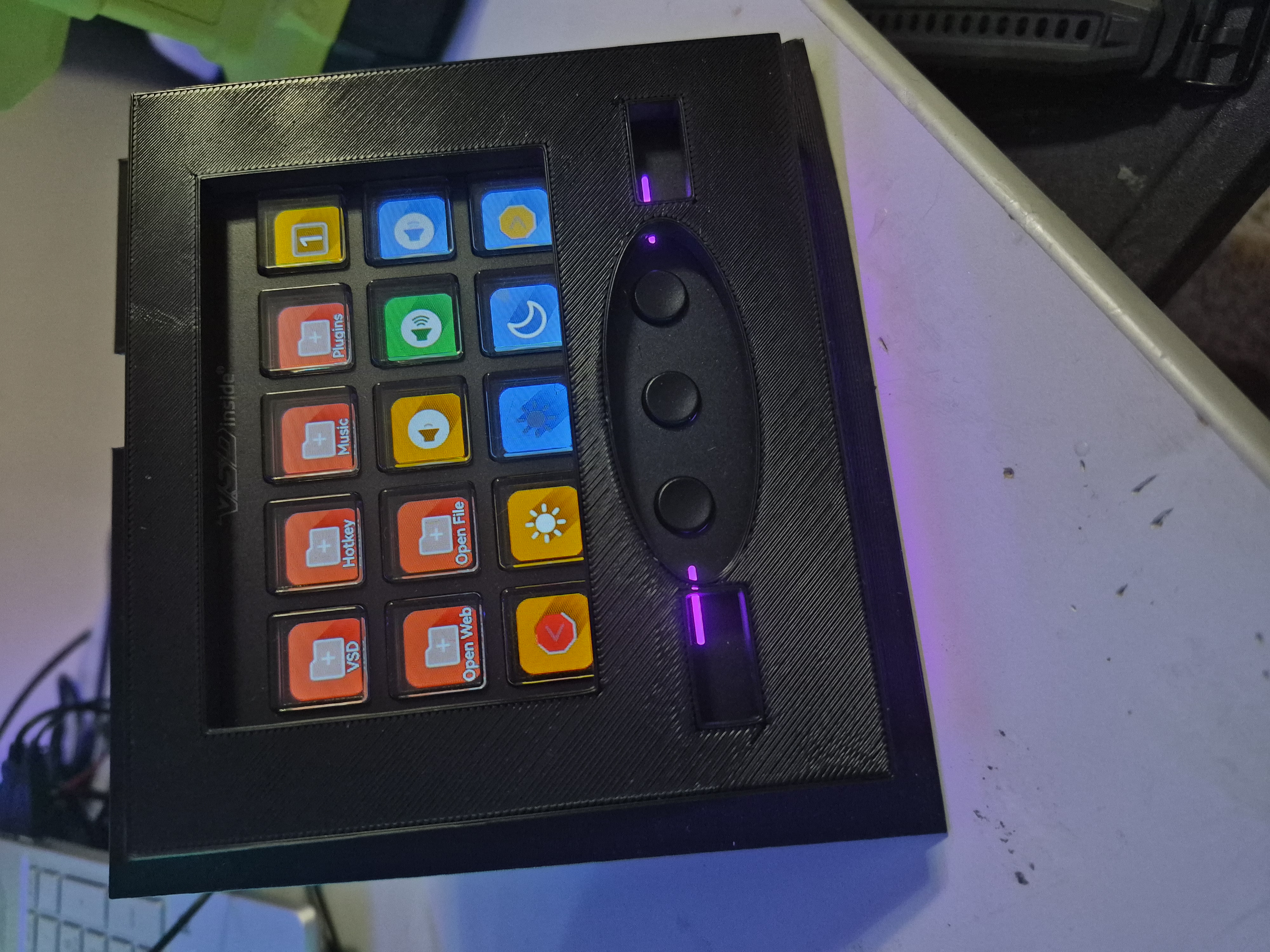 VSD inside stream dock — thumbnail 3