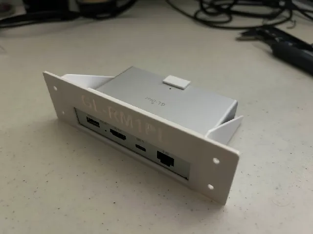 GL-RM1PE Microlab 1U Rack Mount. POE Only