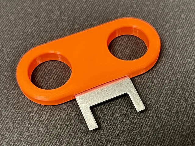 Tissue dispenser key holder_AXM