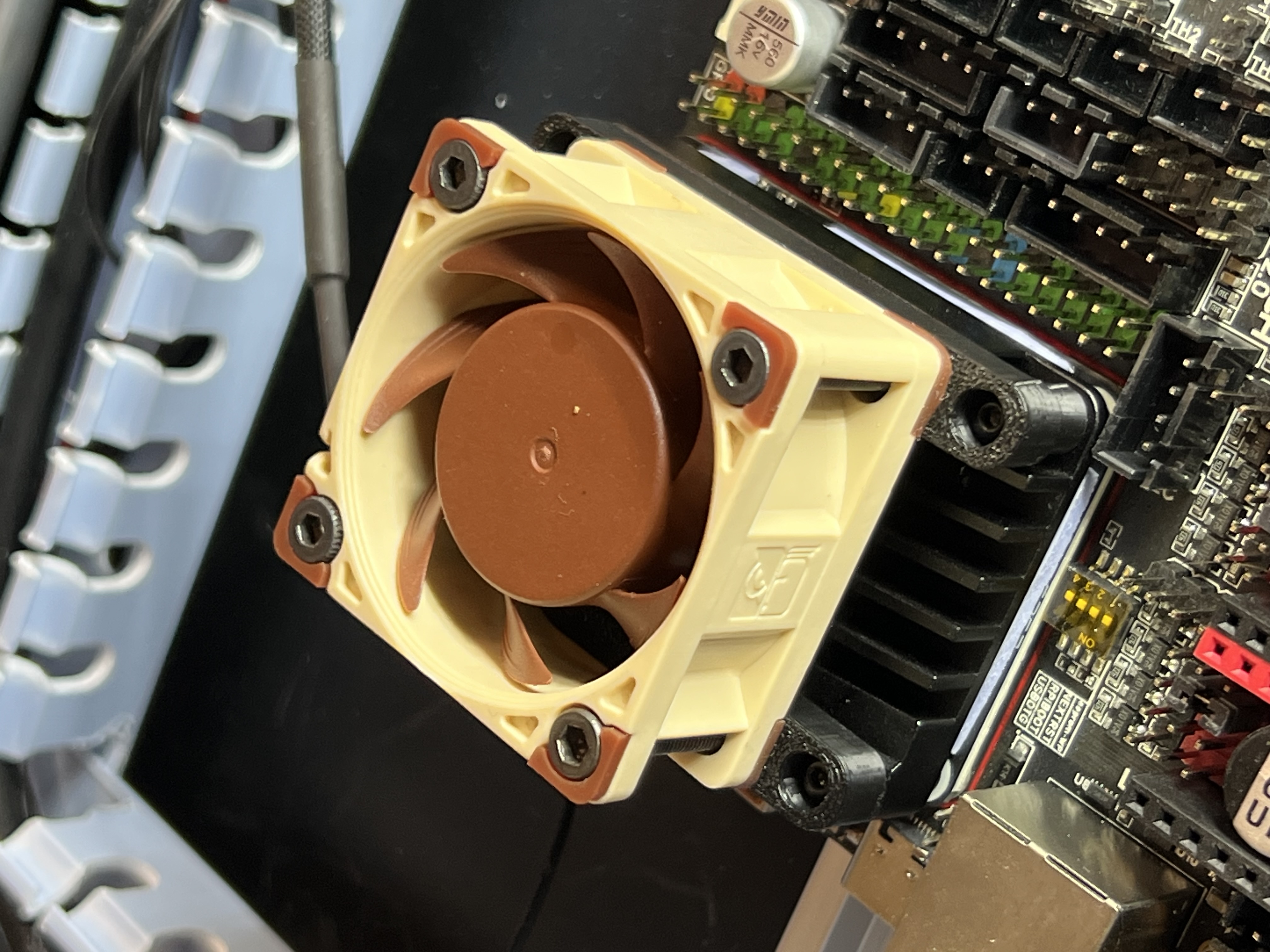 40mm Fan Mount for BigTreeTech CB2 Heatsink