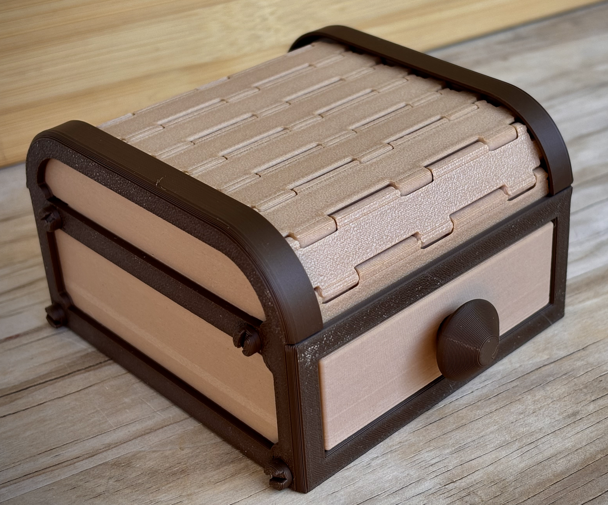 Operable Chest