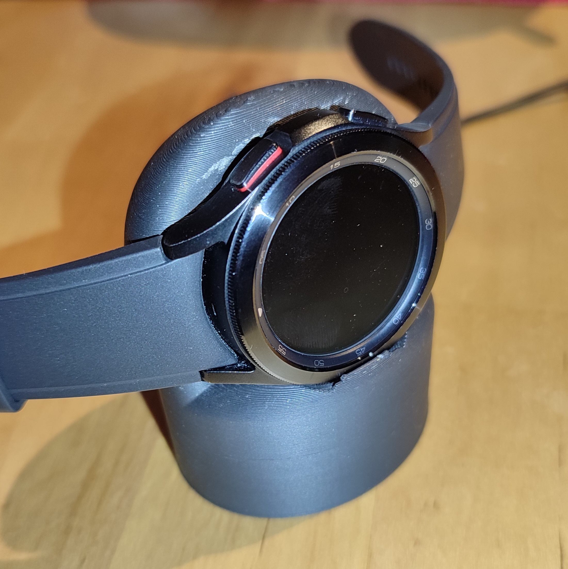 Stand for Galaxy Watch 4 Classic 42mm