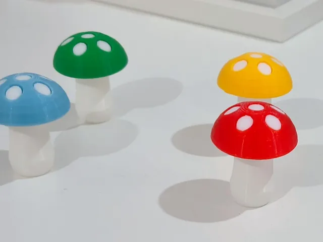 Mushroom shape towel hanger