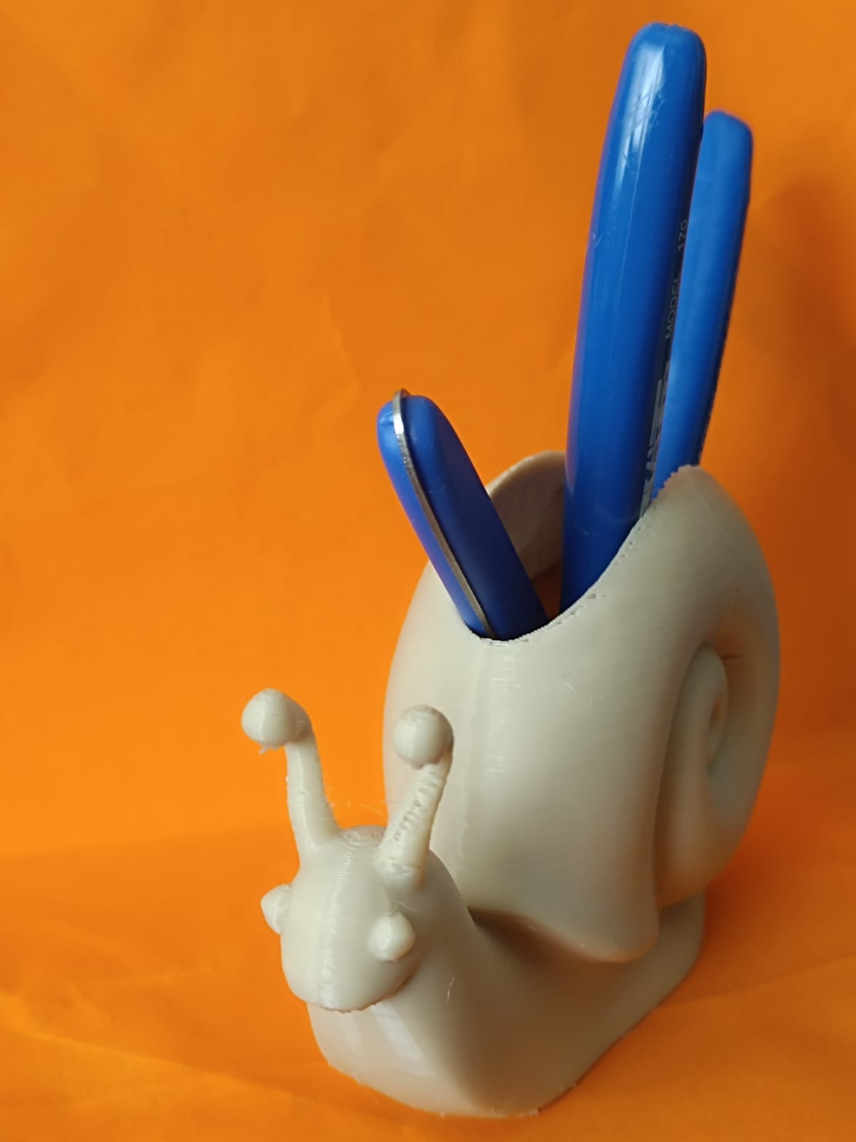 Snail Organizer Desk  Holder