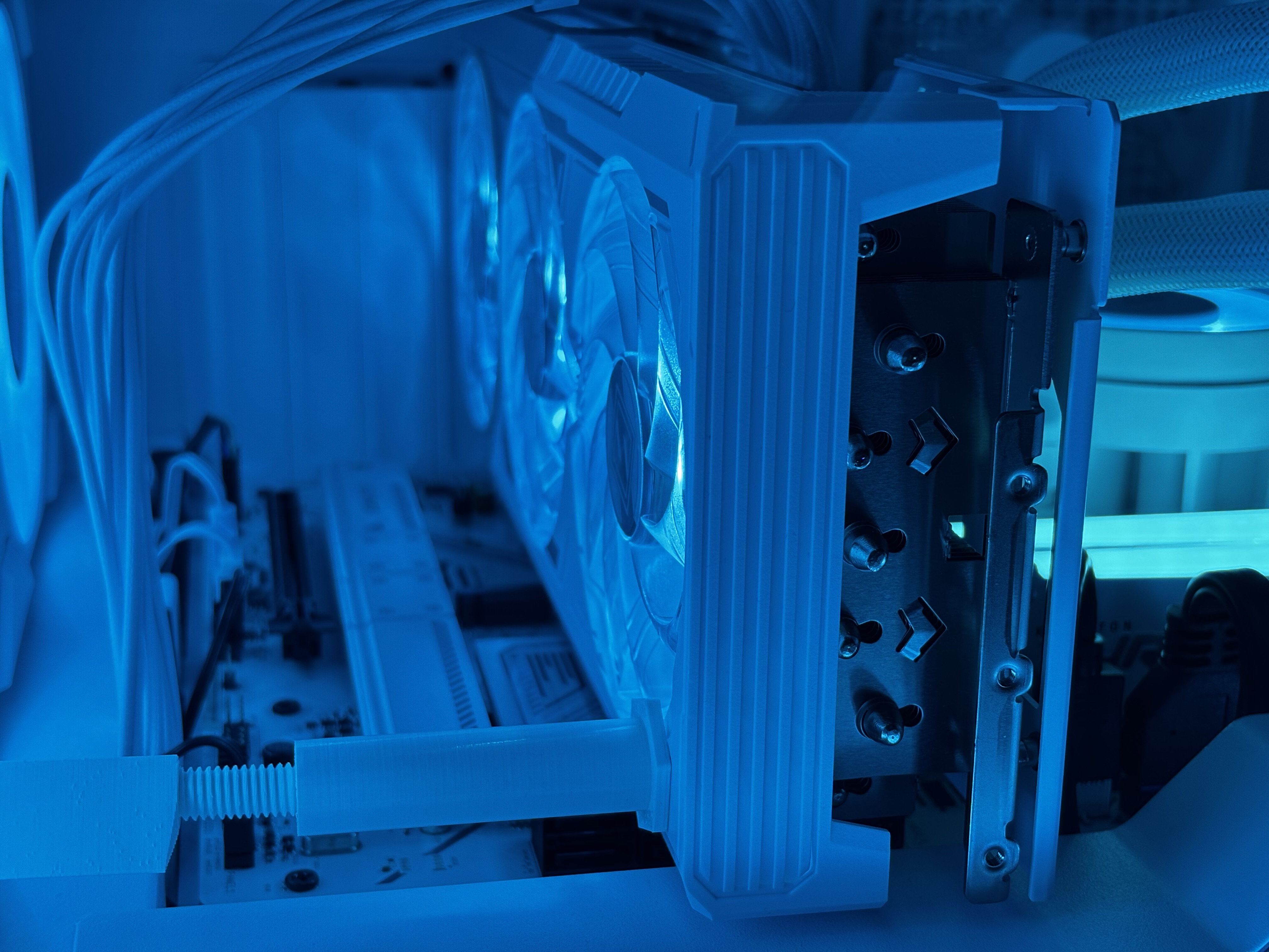 GPU Anti-Sag-Bracet